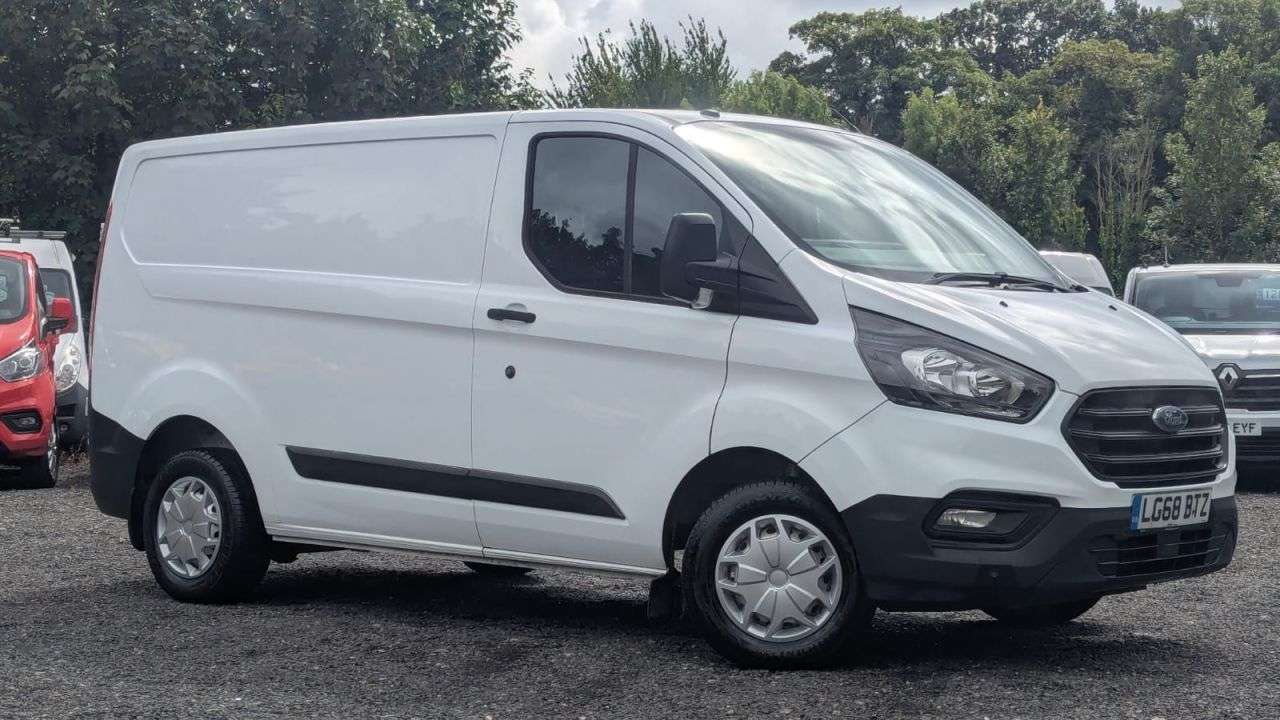 A 2018 FORD TRANSIT CUSTOM L1 H1 Tdci SWB Leader Premium 300 EcoBlue With Air Conditioning, Electric W A 2018 FORD TRANSIT CUSTOM L1 H1 Tdci SWB Leader Premium 300 EcoBlue With Air Conditioning, Electric W
