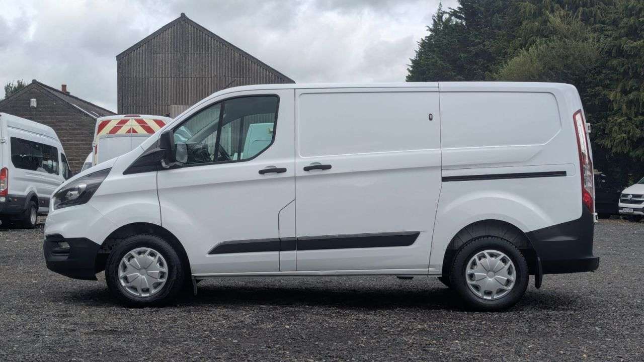 A 2018 FORD TRANSIT CUSTOM L1 H1 Tdci SWB Leader Premium 300 EcoBlue With Air Conditioning, Electric W A 2018 FORD TRANSIT CUSTOM L1 H1 Tdci SWB Leader Premium 300 EcoBlue With Air Conditioning, Electric W
