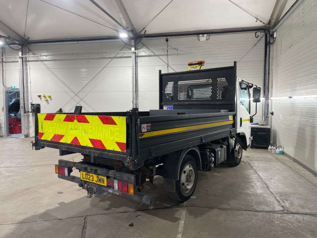 A 2023 ISUZU GRAFTER Tipper Automatic A 2023 ISUZU GRAFTER Tipper Automatic