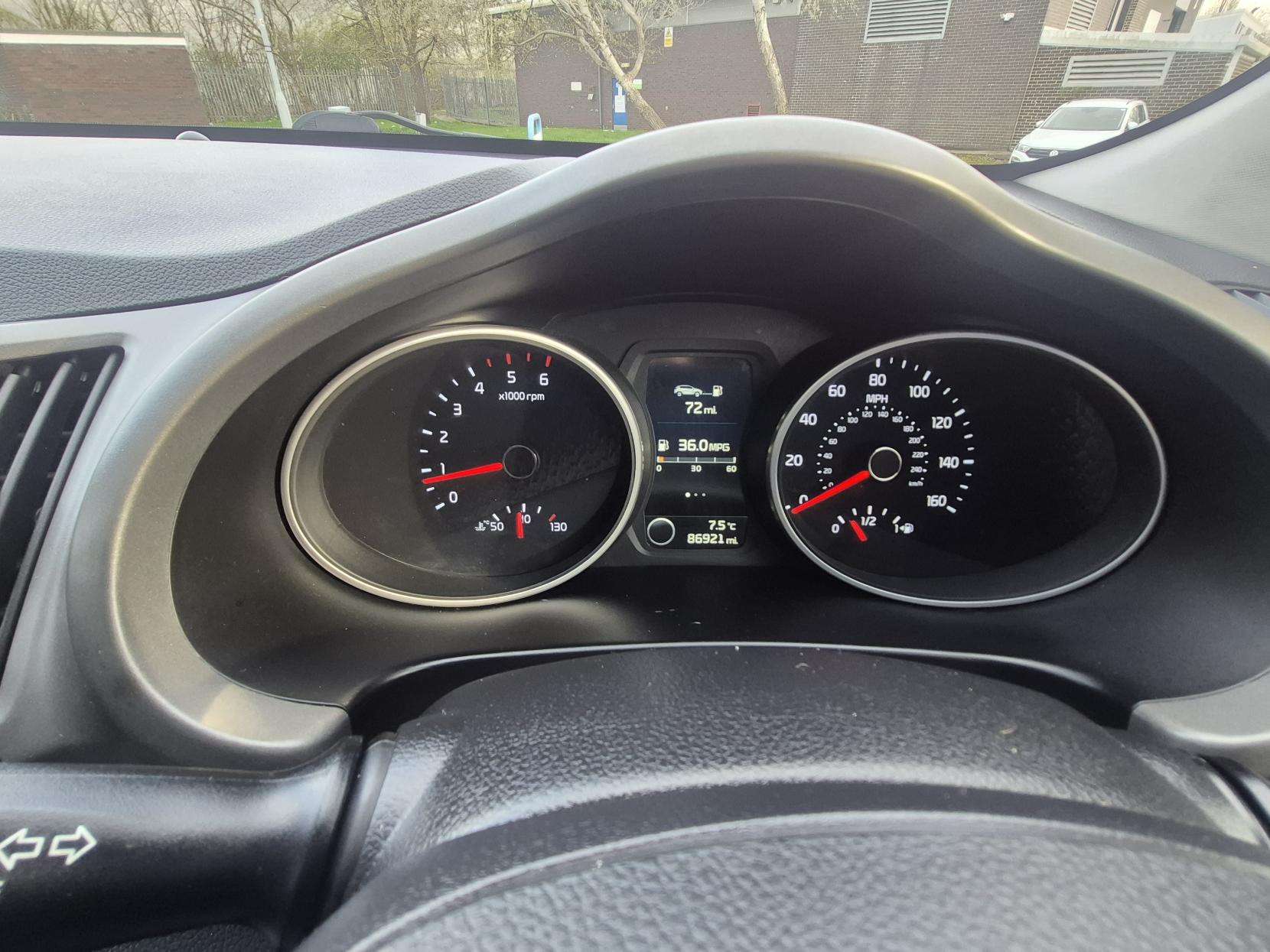 2015 KIA SPORTAGE 2015 KIA SPORTAGE