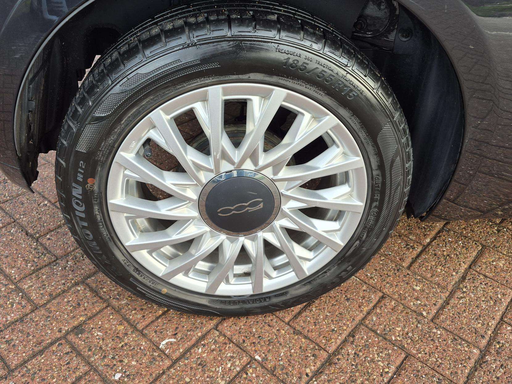 2018 FIAT 500 2018 FIAT 500