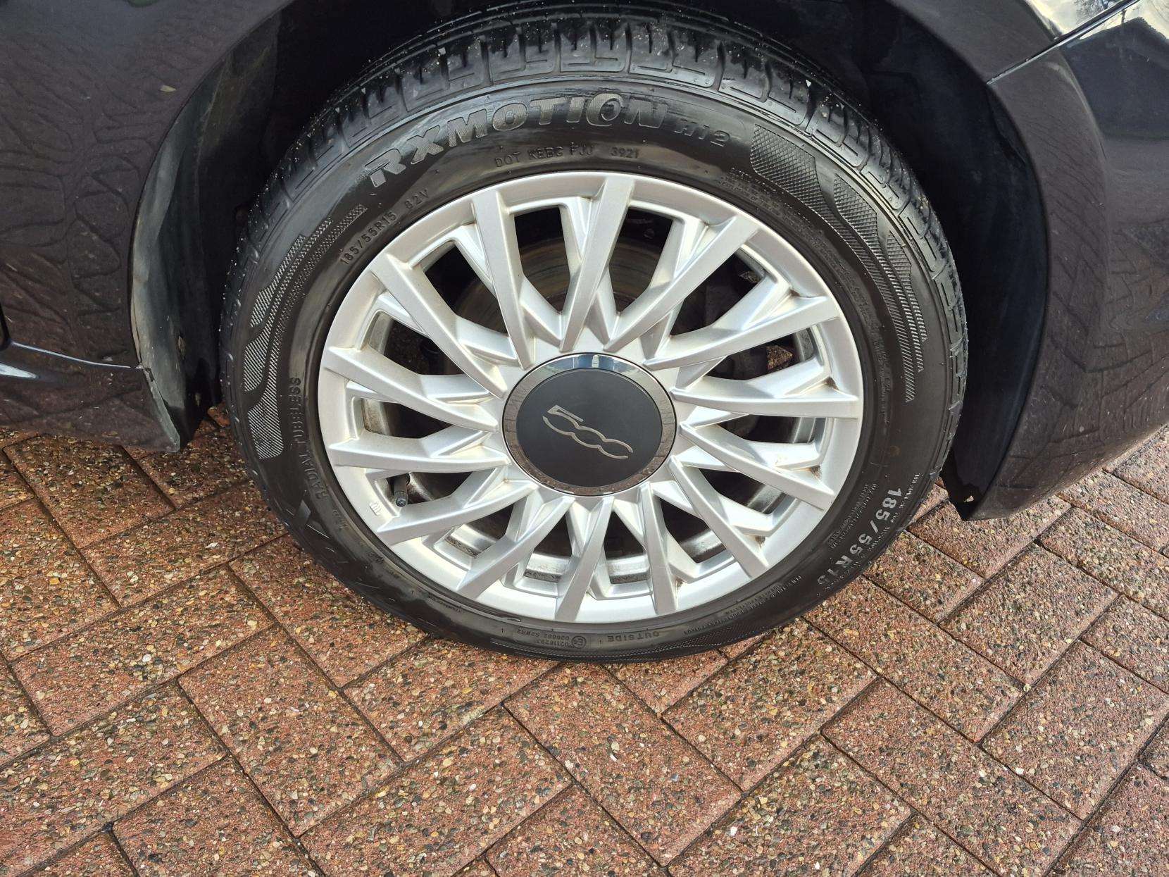 2018 FIAT 500 2018 FIAT 500