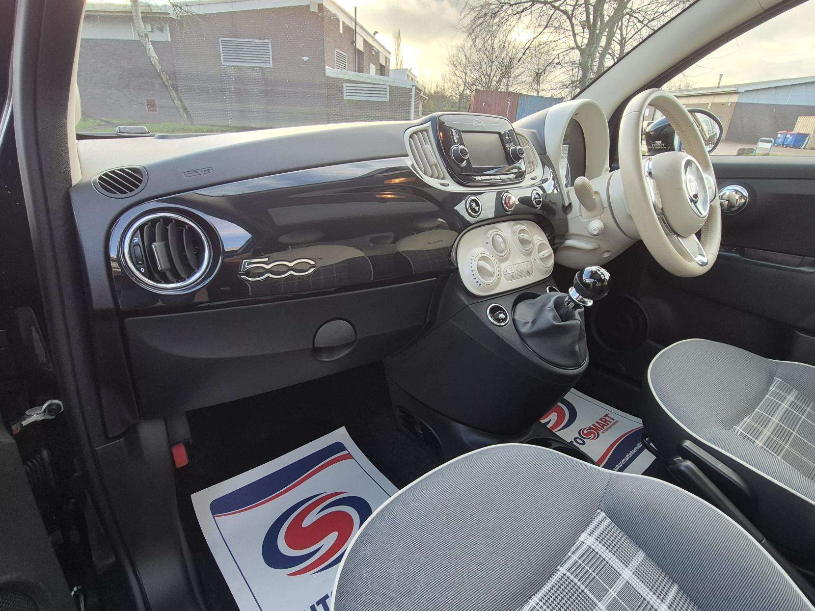 2018 FIAT 500 2018 FIAT 500