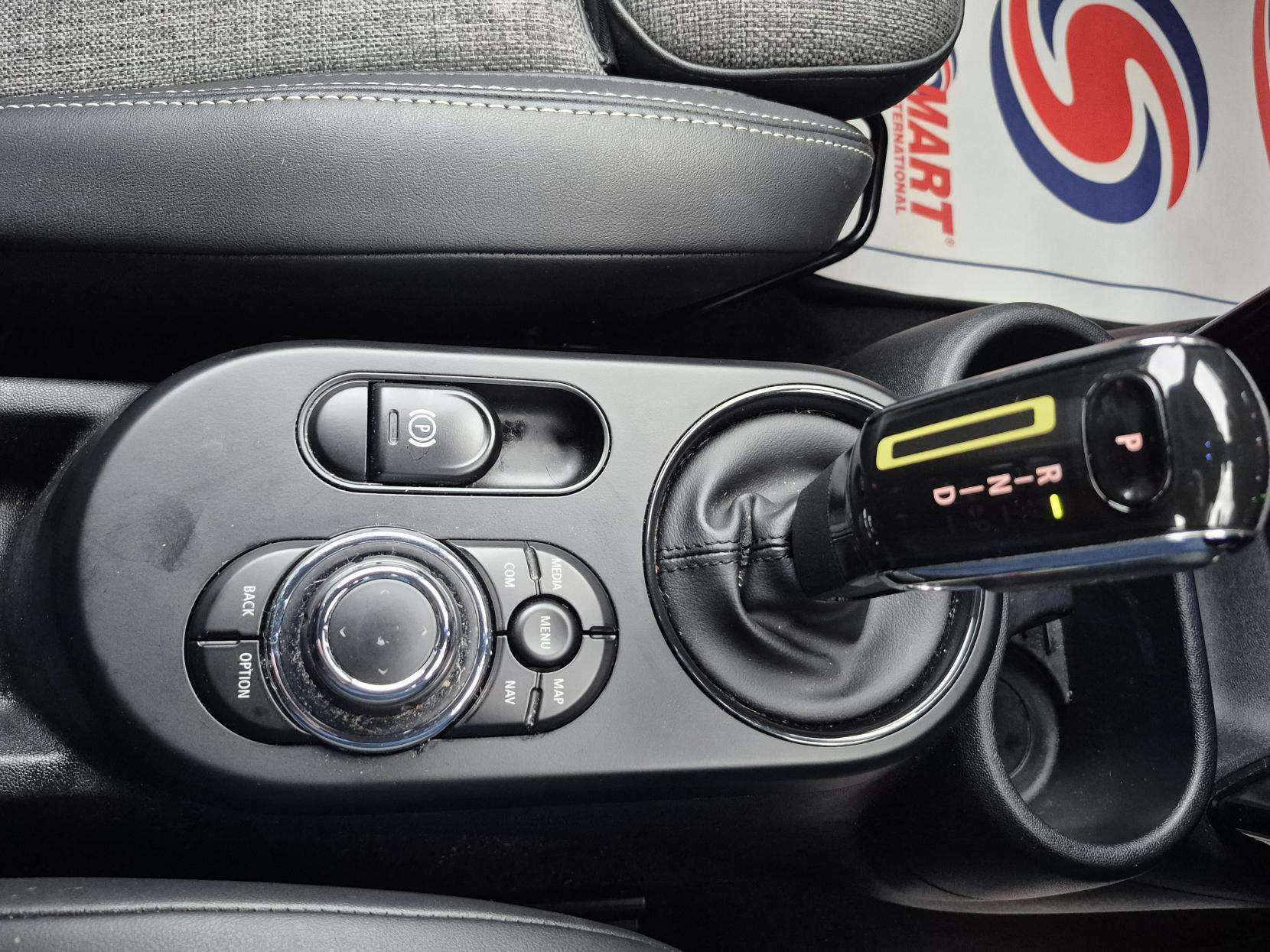 2021 MINI ELECTRIC HATCH 2021 MINI ELECTRIC HATCH