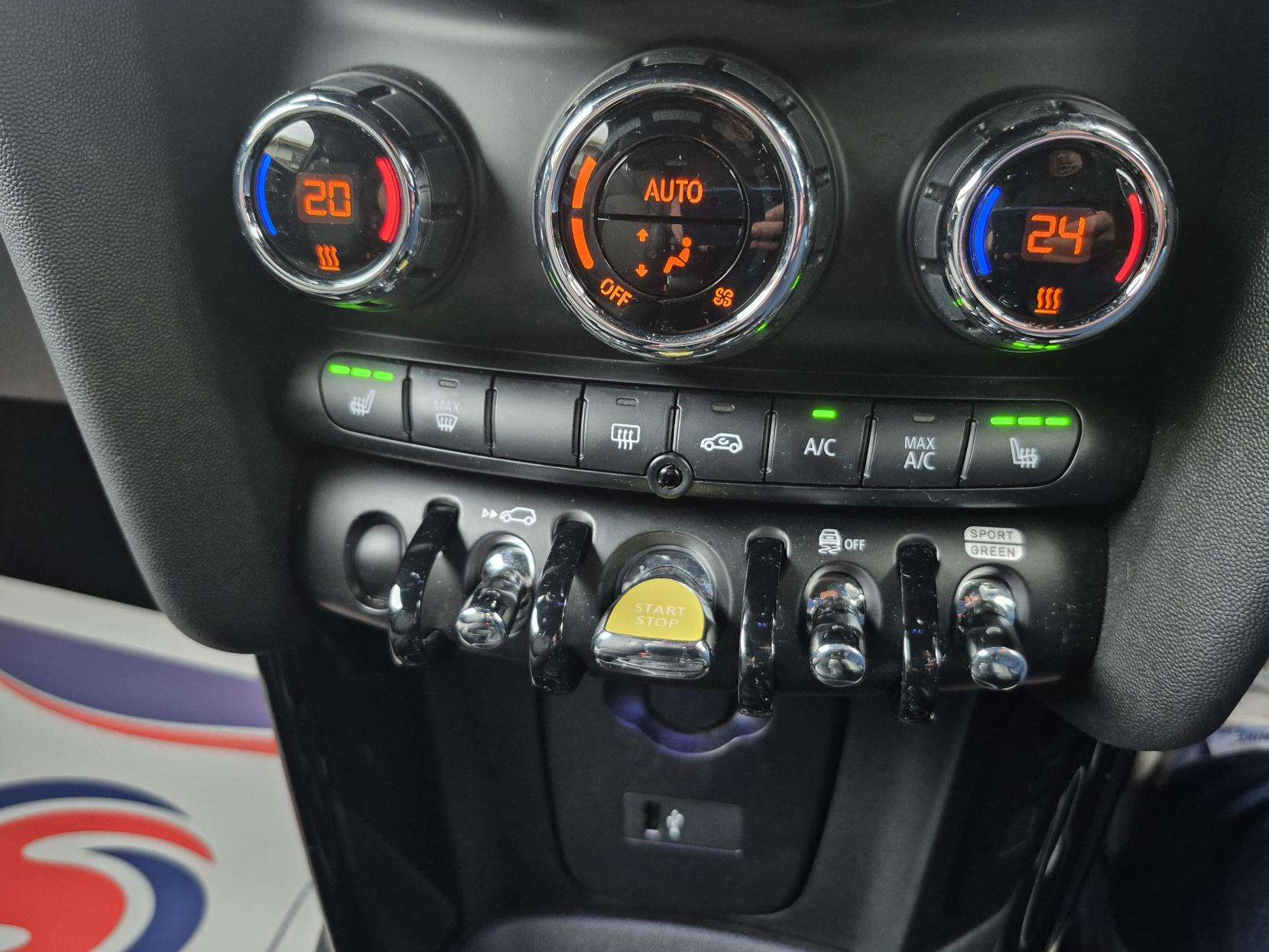 2021 MINI ELECTRIC HATCH 2021 MINI ELECTRIC HATCH