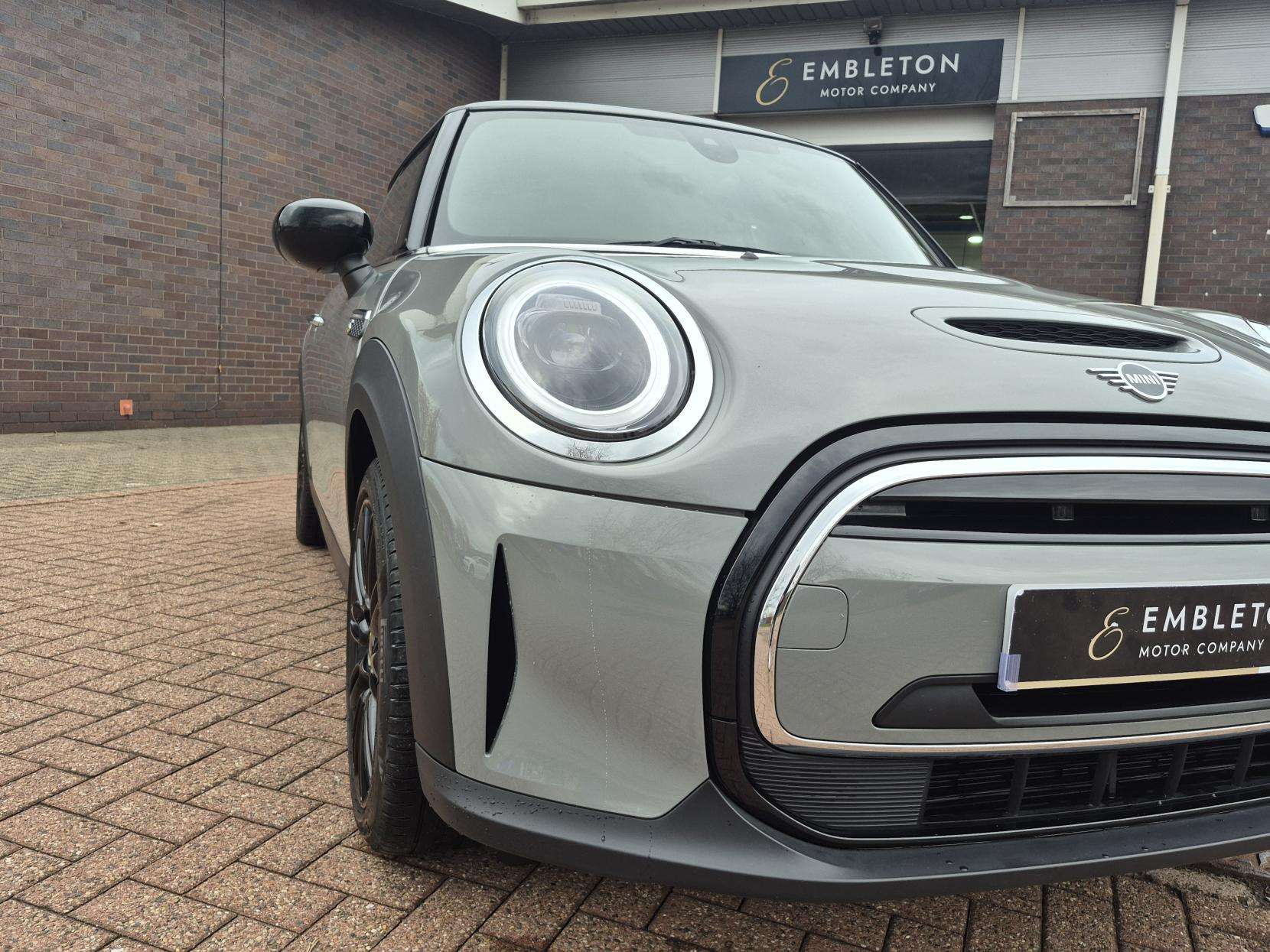 2021 MINI ELECTRIC HATCH 2021 MINI ELECTRIC HATCH