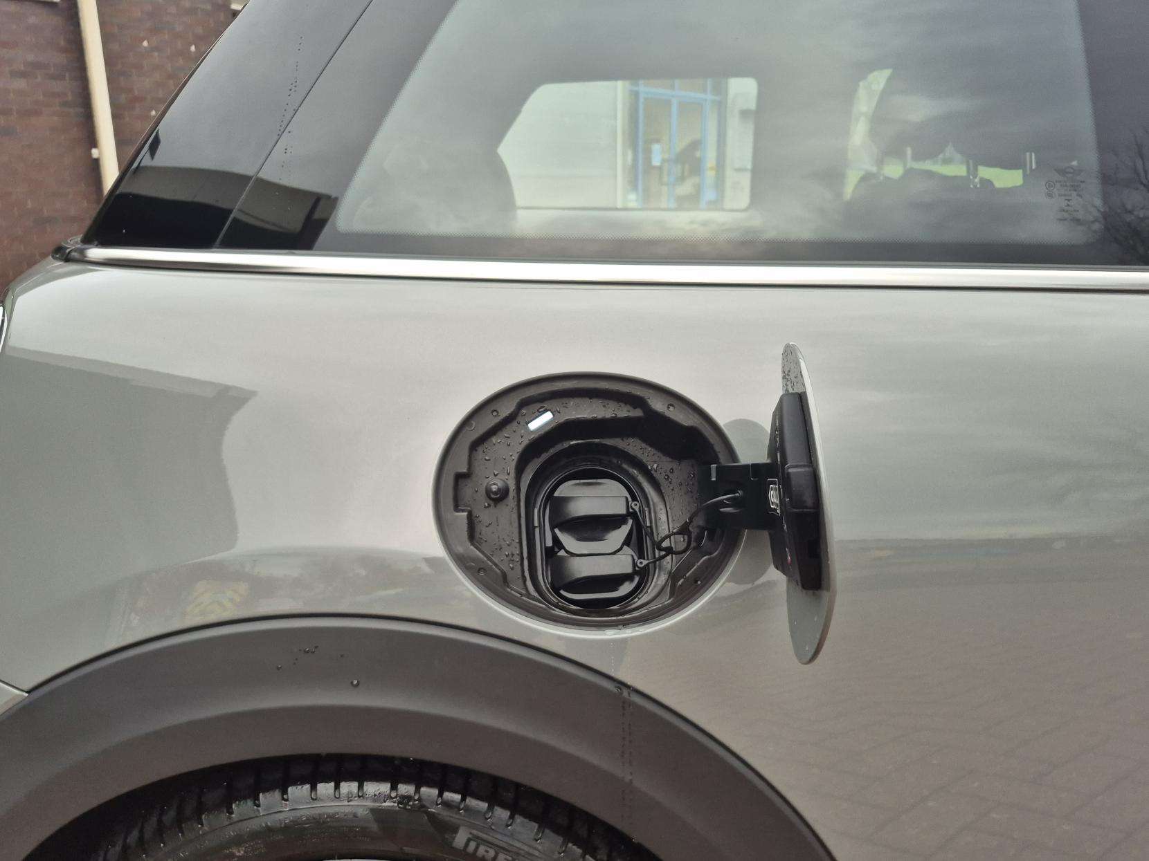 2021 MINI ELECTRIC HATCH 2021 MINI ELECTRIC HATCH