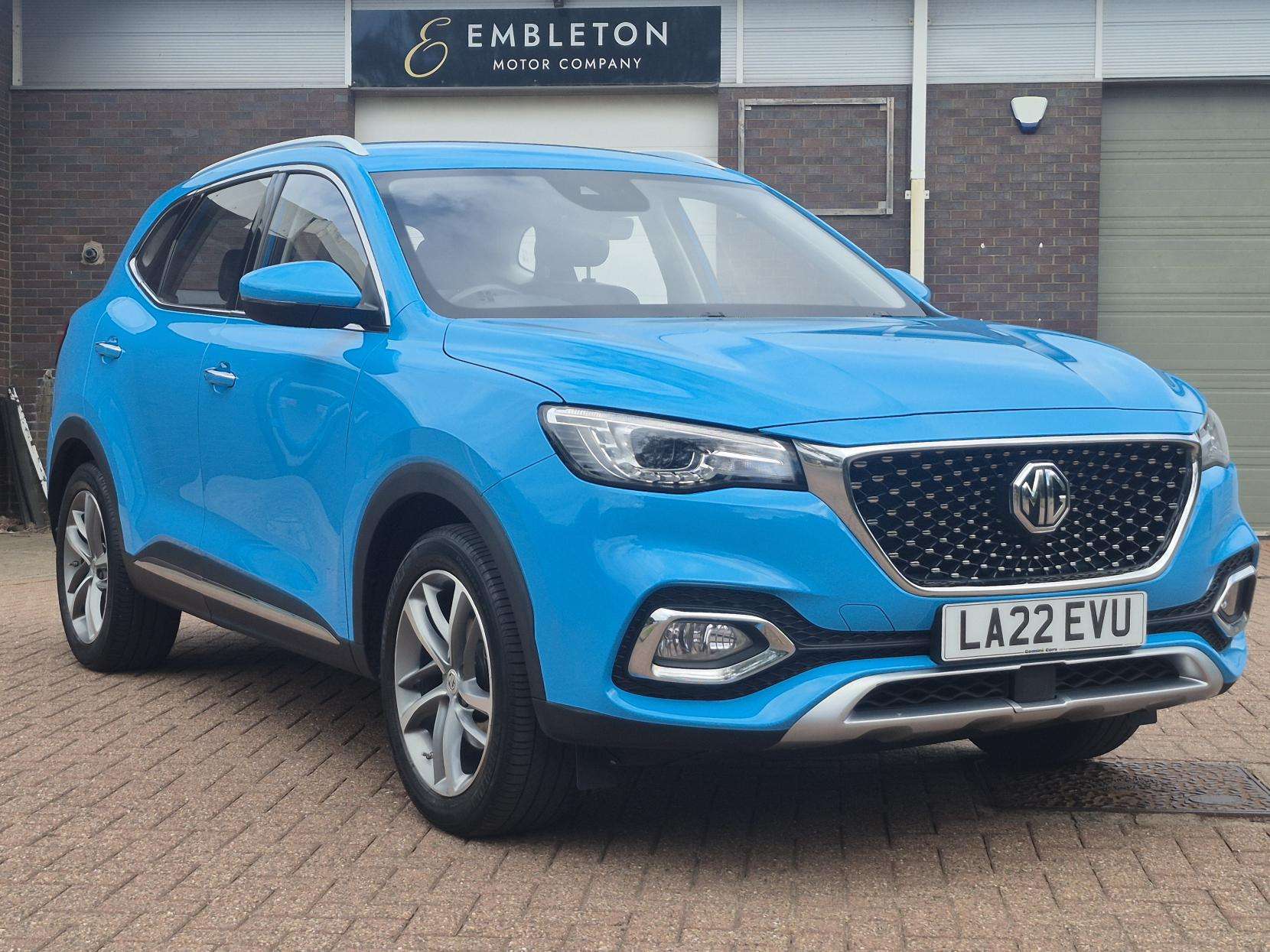 A 2022 MG MG HS 1.5 T-GDI Excite SUV 5dr Petrol Manual Euro 6 (s/s) (162 ps) A 2022 MG MG HS 1.5 T-GDI Excite SUV 5dr Petrol Manual Euro 6 (s/s) (162 ps)