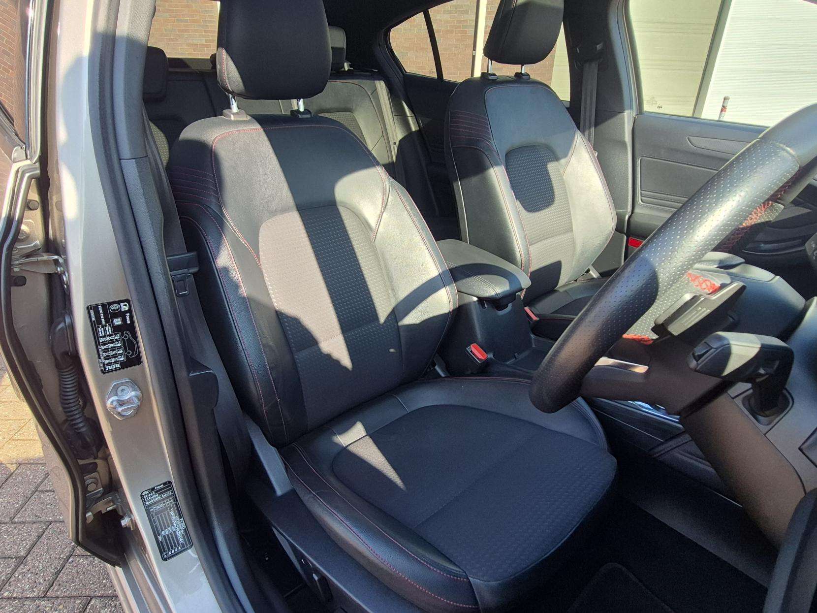 2019 FORD FOCUS 2019 FORD FOCUS