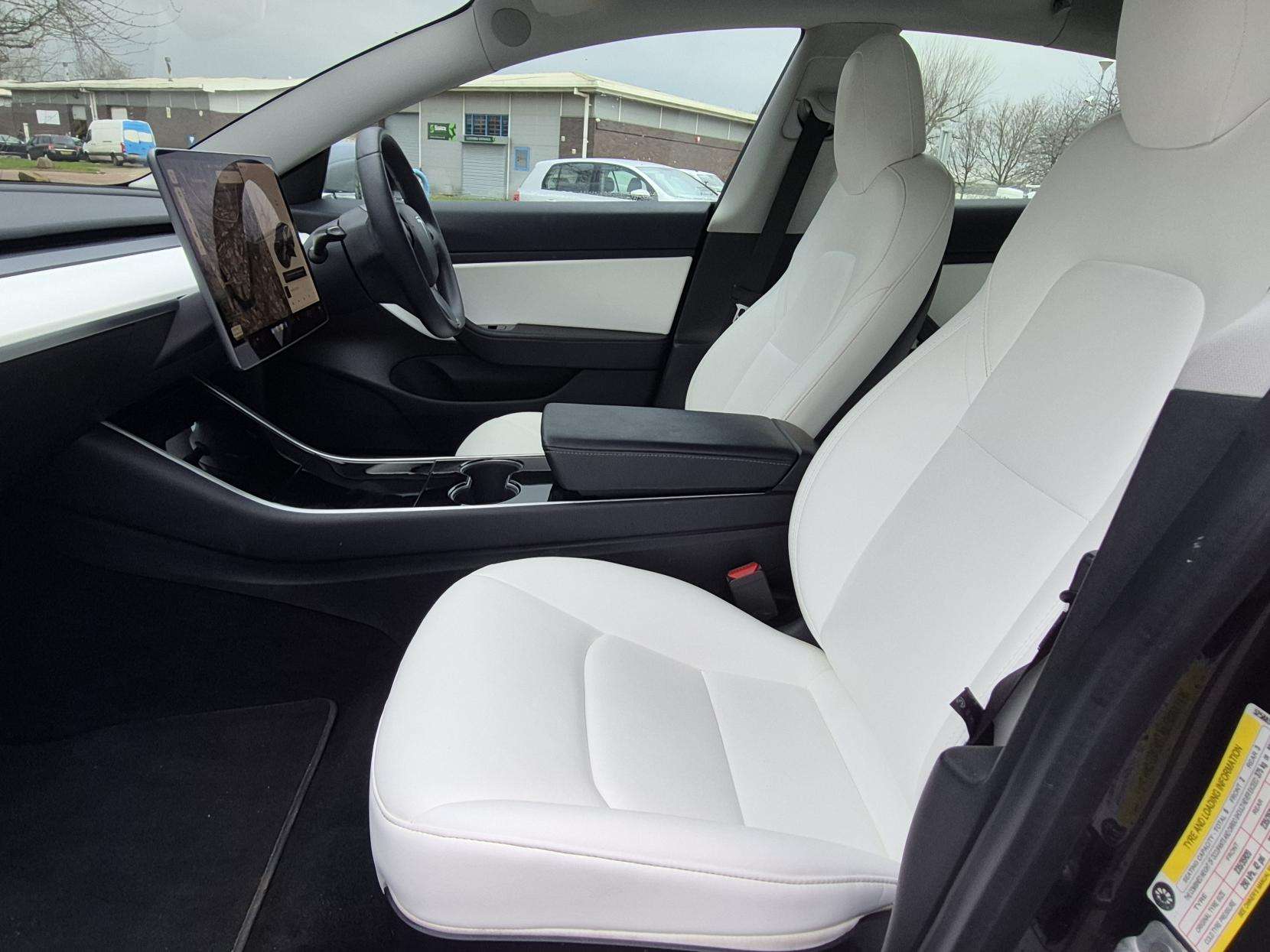 2019 TESLA MODEL 3 2019 TESLA MODEL 3