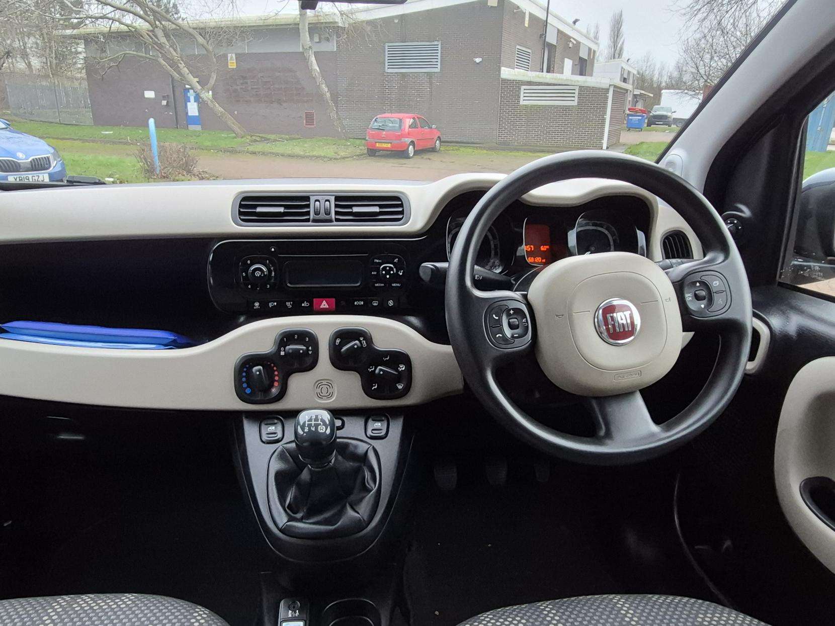 2014 FIAT PANDA 2014 FIAT PANDA