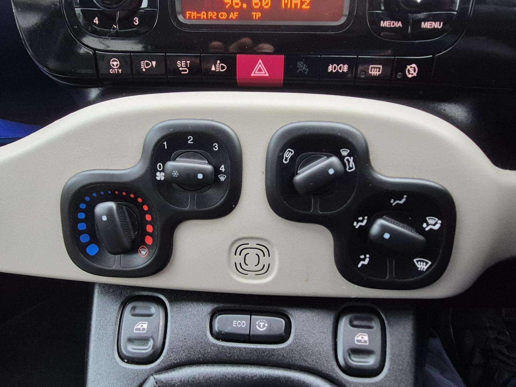 2014 FIAT PANDA 2014 FIAT PANDA