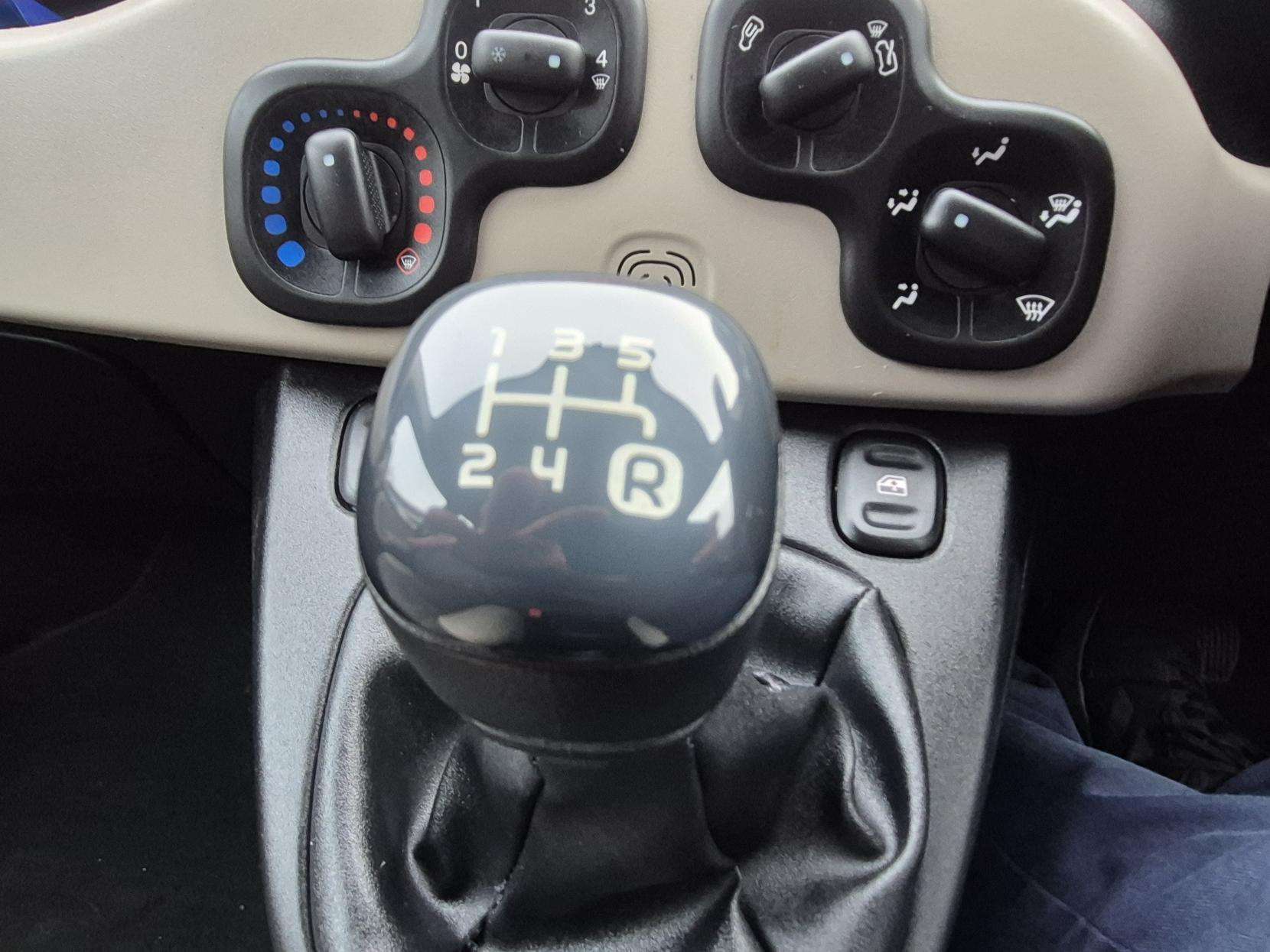 2014 FIAT PANDA 2014 FIAT PANDA