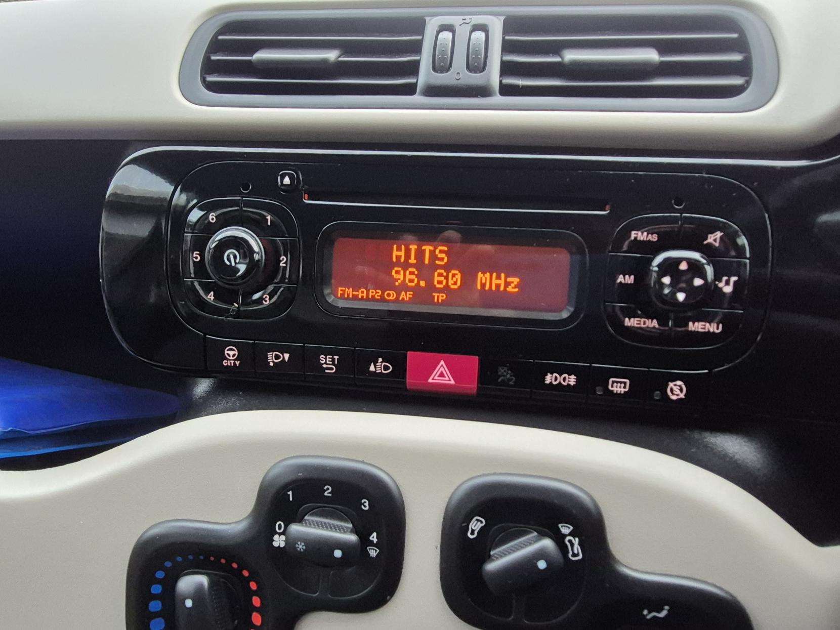 2014 FIAT PANDA 2014 FIAT PANDA