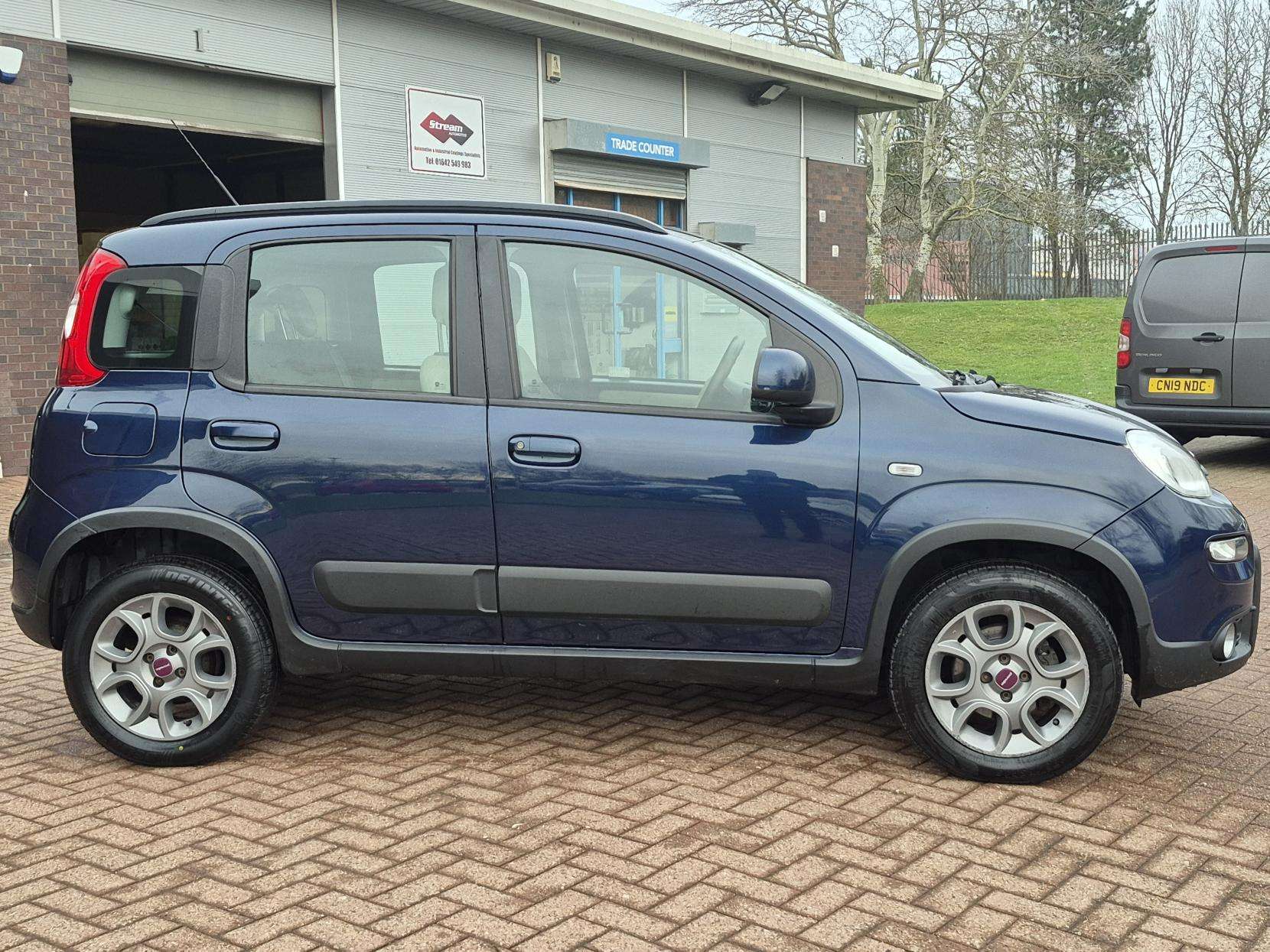 A 2014 FIAT PANDA 0.9 TwinAir Trekking Hatchback 5dr Petrol Manual Euro 6 (s/s) (85 bhp) A 2014 FIAT PANDA 0.9 TwinAir Trekking Hatchback 5dr Petrol Manual Euro 6 (s/s) (85 bhp)