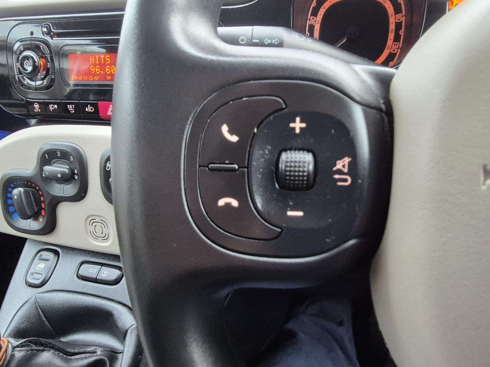 2014 FIAT PANDA 2014 FIAT PANDA