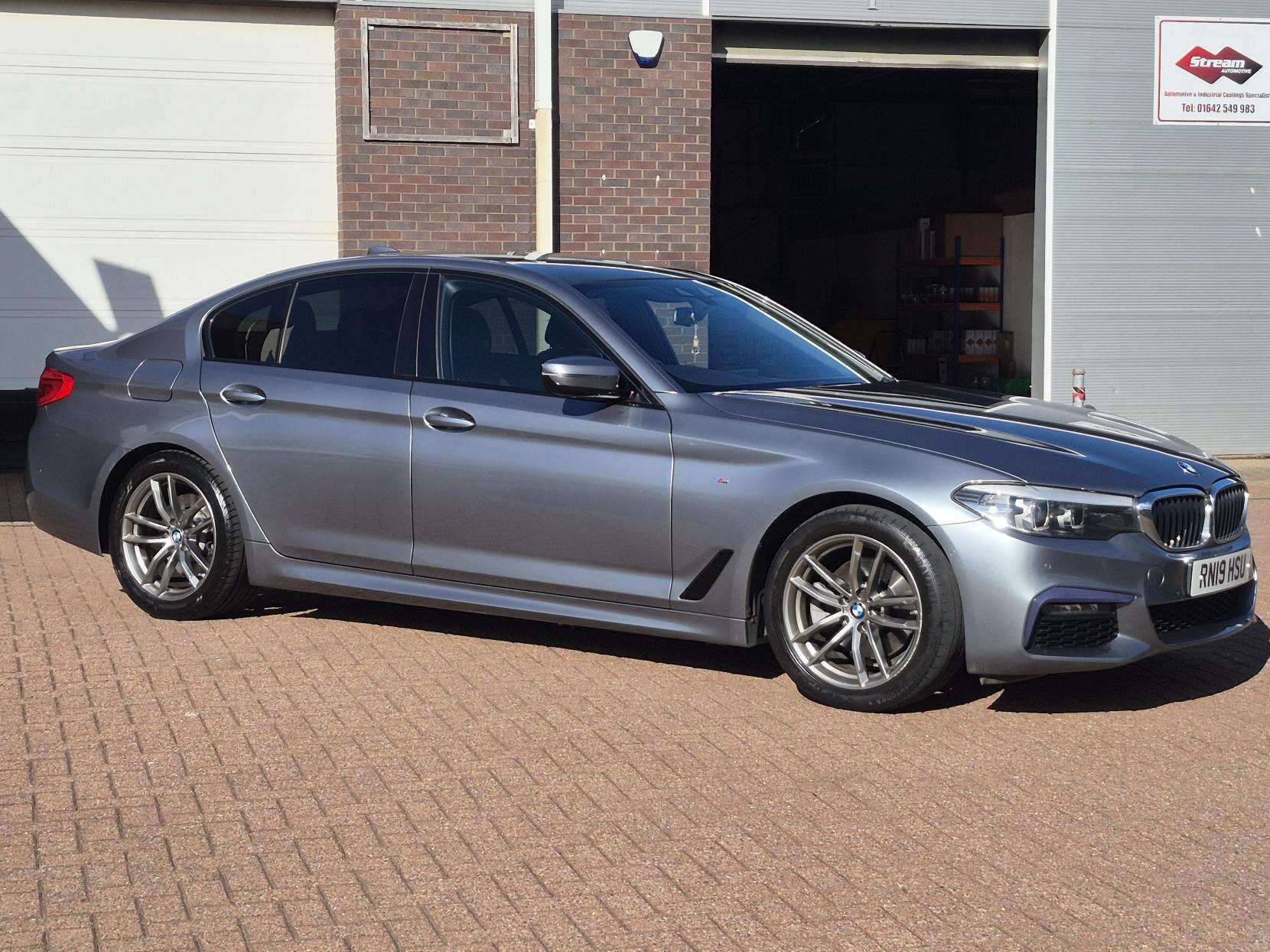 A 2019 BMW 5 SERIES 2.0 520d M Sport Saloon 4dr Diesel Auto Euro 6 (s/s) (190 ps) A 2019 BMW 5 SERIES 2.0 520d M Sport Saloon 4dr Diesel Auto Euro 6 (s/s) (190 ps)