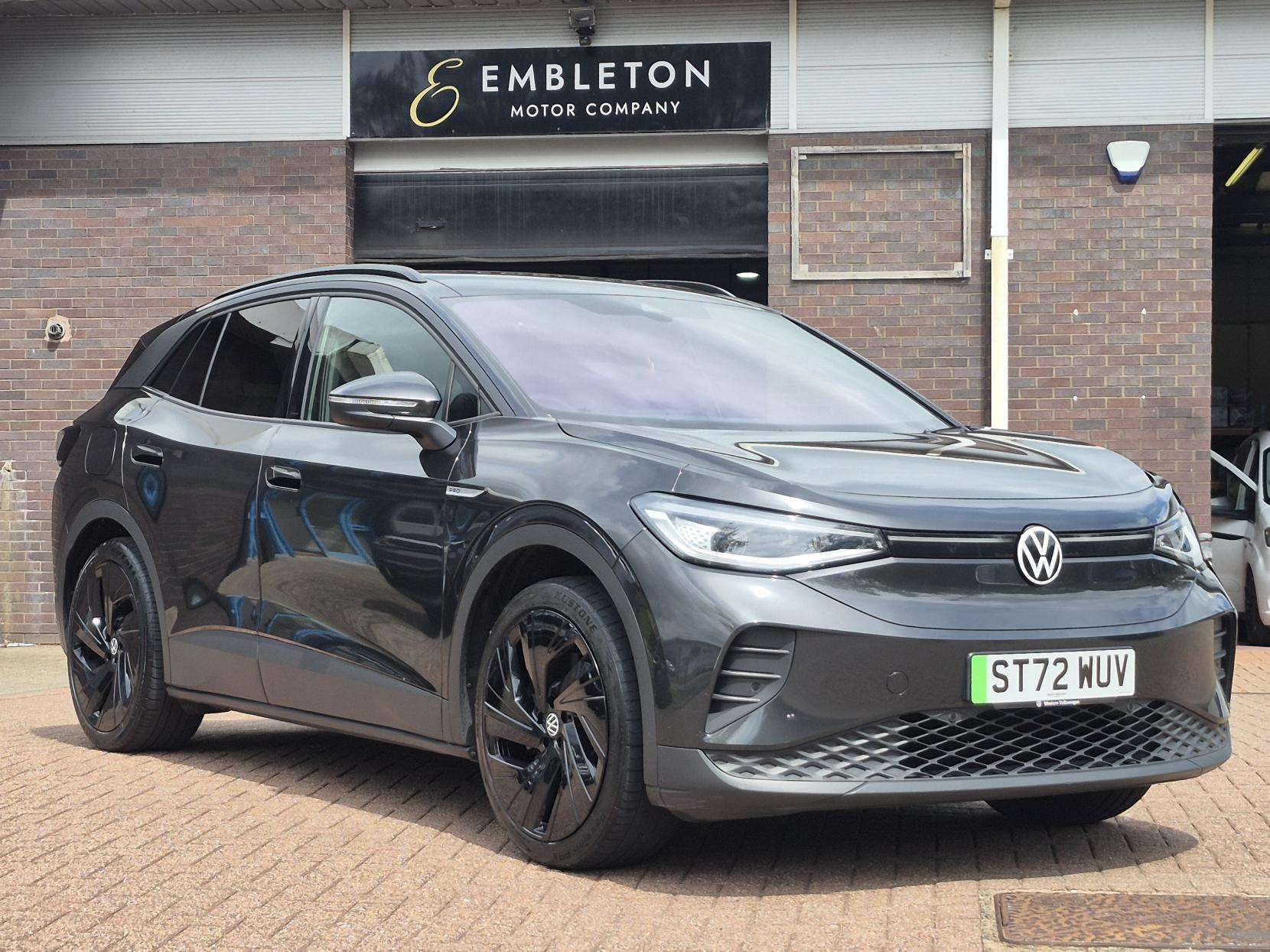 A 2022 VOLKSWAGEN ID.4 Pro Performance 77kWh Family SUV 5dr Electric Auto (204 ps) A 2022 VOLKSWAGEN ID.4 Pro Performance 77kWh Family SUV 5dr Electric Auto (204 ps)