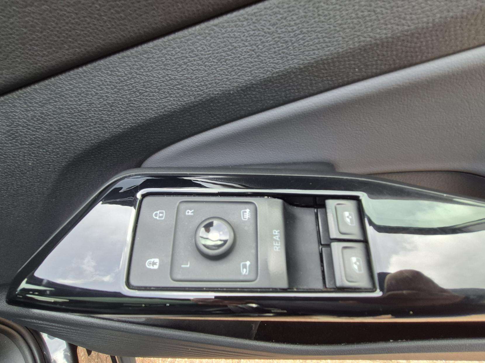 2022 VOLKSWAGEN ID.4 2022 VOLKSWAGEN ID.4
