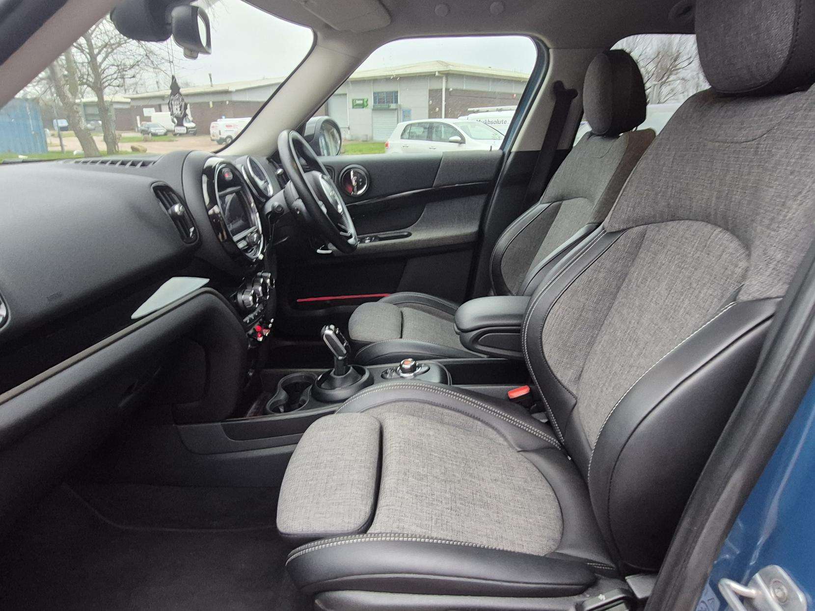 2018 MINI COUNTRYMAN 2018 MINI COUNTRYMAN