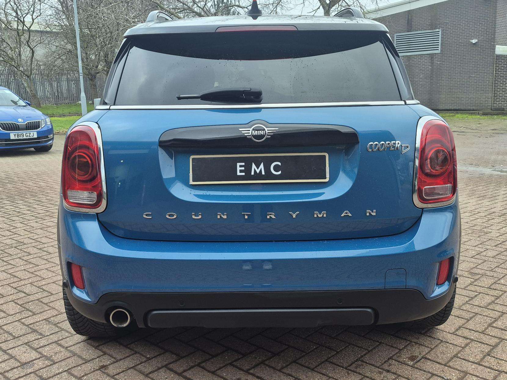 A 2018 MINI COUNTRYMAN 2.0 Cooper D SUV 5dr Diesel Auto ALL4 Euro 6 (s/s) (150 ps) A 2018 MINI COUNTRYMAN 2.0 Cooper D SUV 5dr Diesel Auto ALL4 Euro 6 (s/s) (150 ps)