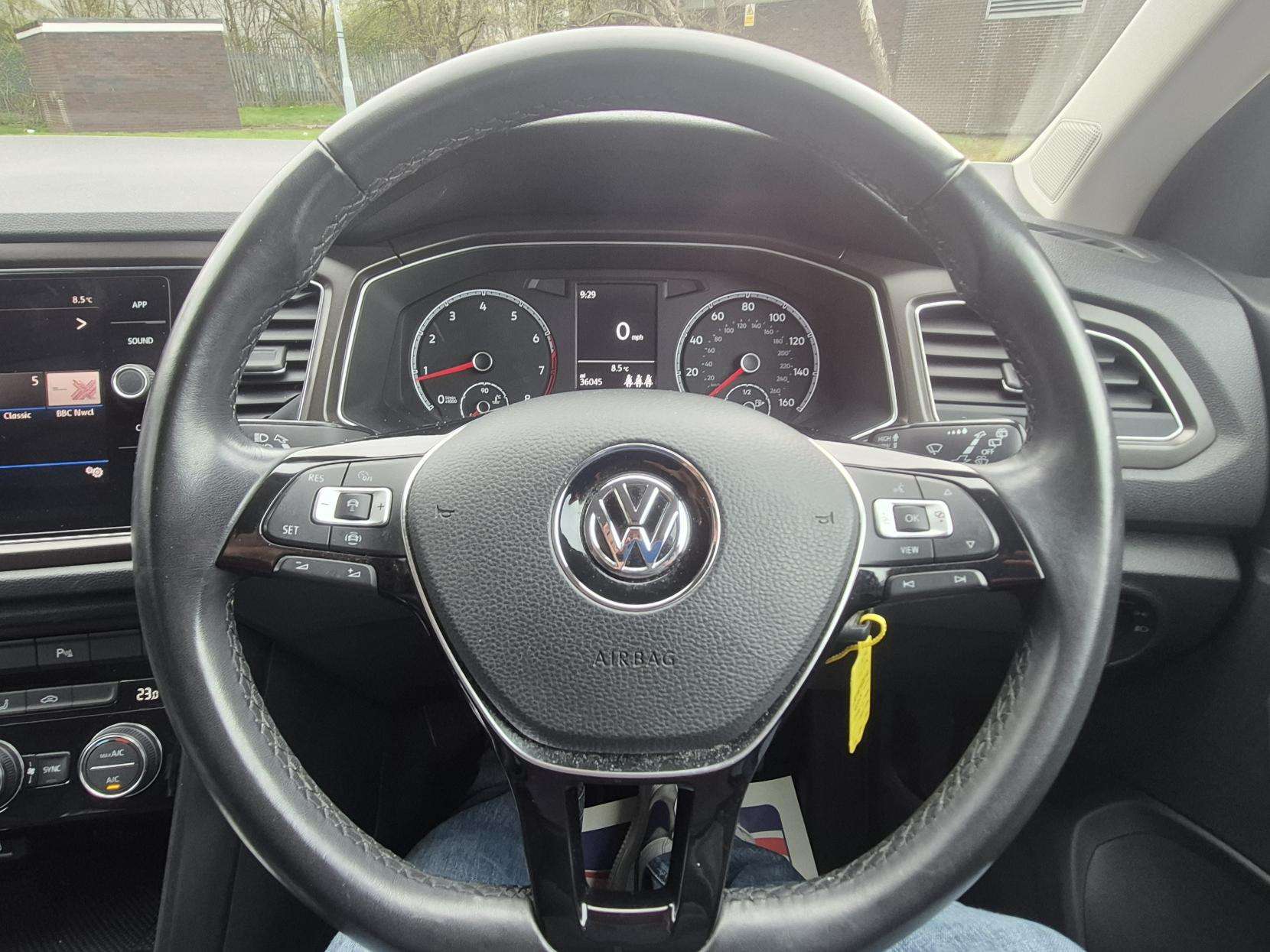 2019 VOLKSWAGEN T-ROC 2019 VOLKSWAGEN T-ROC