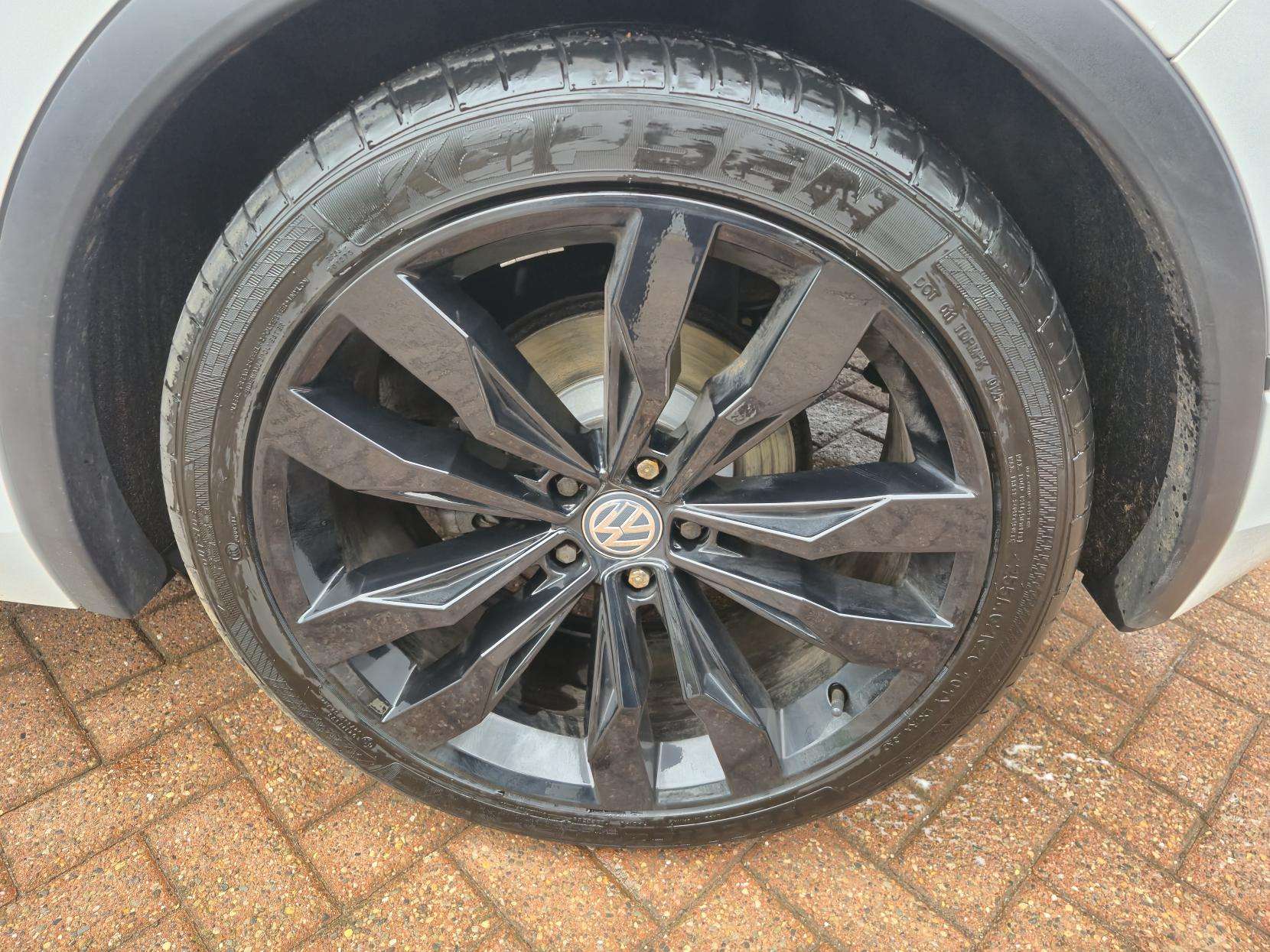 2017 VOLKSWAGEN TIGUAN 2017 VOLKSWAGEN TIGUAN