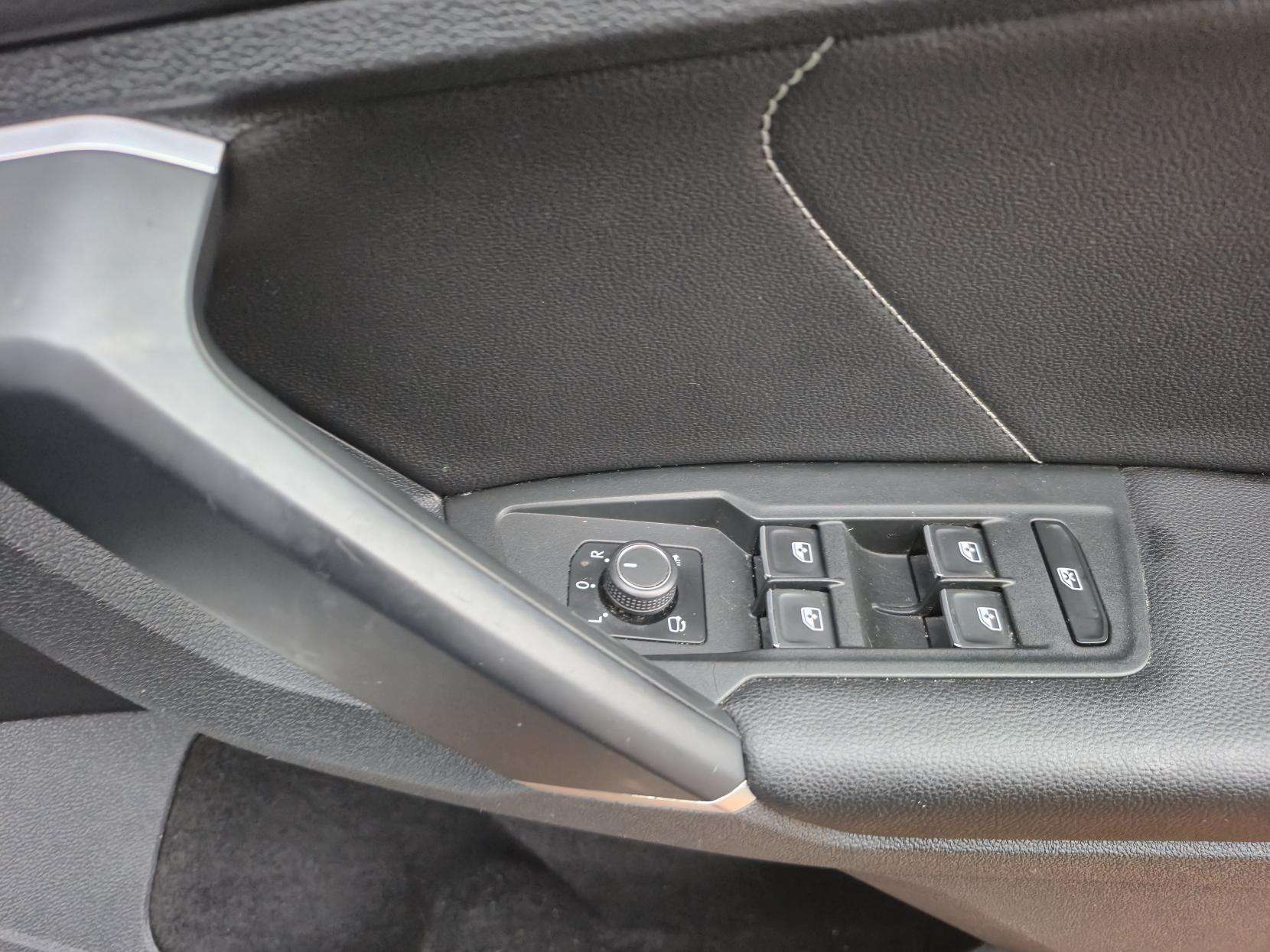 2017 VOLKSWAGEN TIGUAN 2017 VOLKSWAGEN TIGUAN