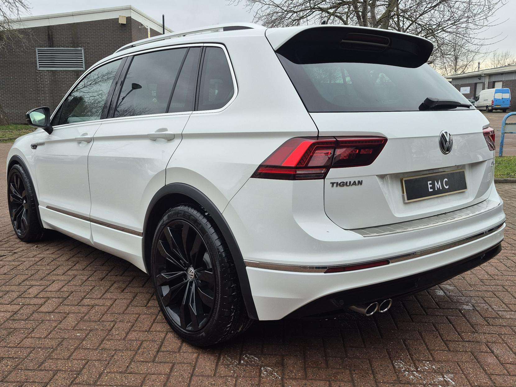 2017 VOLKSWAGEN TIGUAN 2017 VOLKSWAGEN TIGUAN