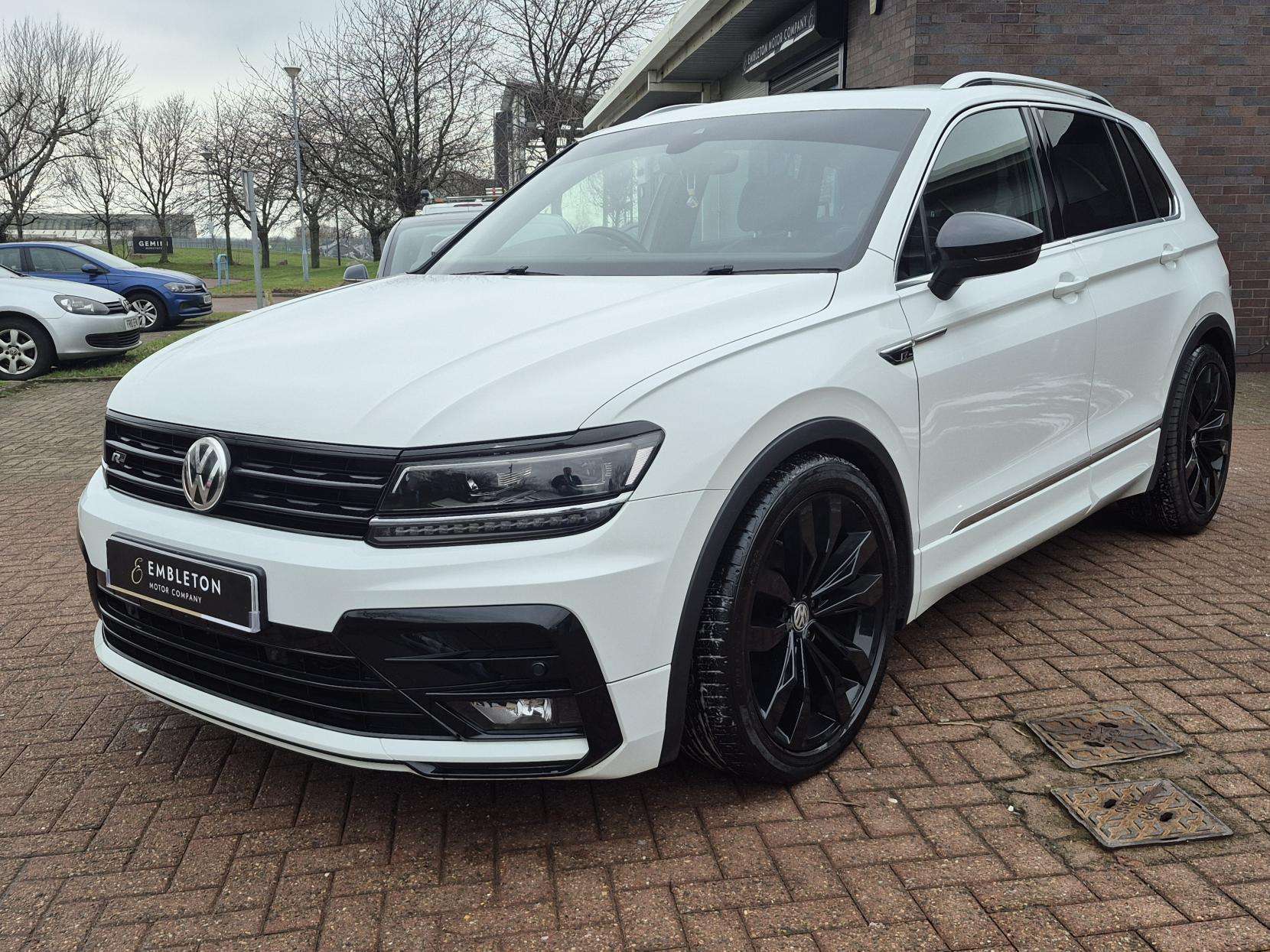 2017 VOLKSWAGEN TIGUAN 2017 VOLKSWAGEN TIGUAN