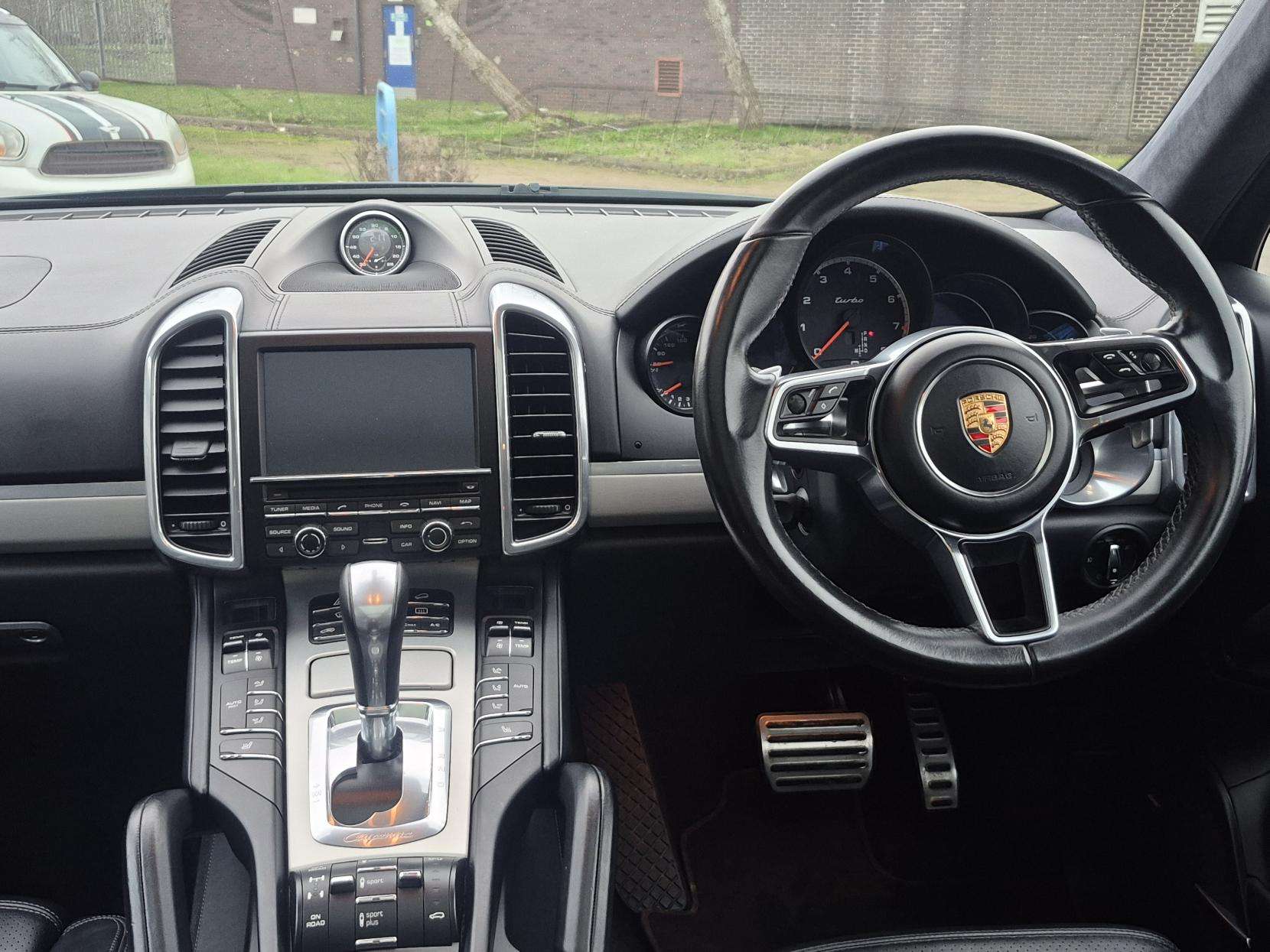 2015 PORSCHE CAYENNE 2015 PORSCHE CAYENNE