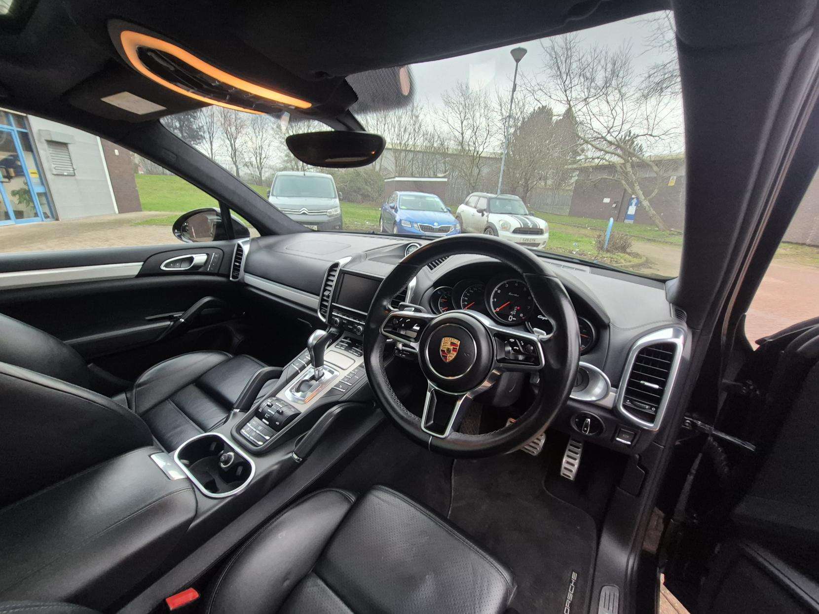 2015 PORSCHE CAYENNE 2015 PORSCHE CAYENNE