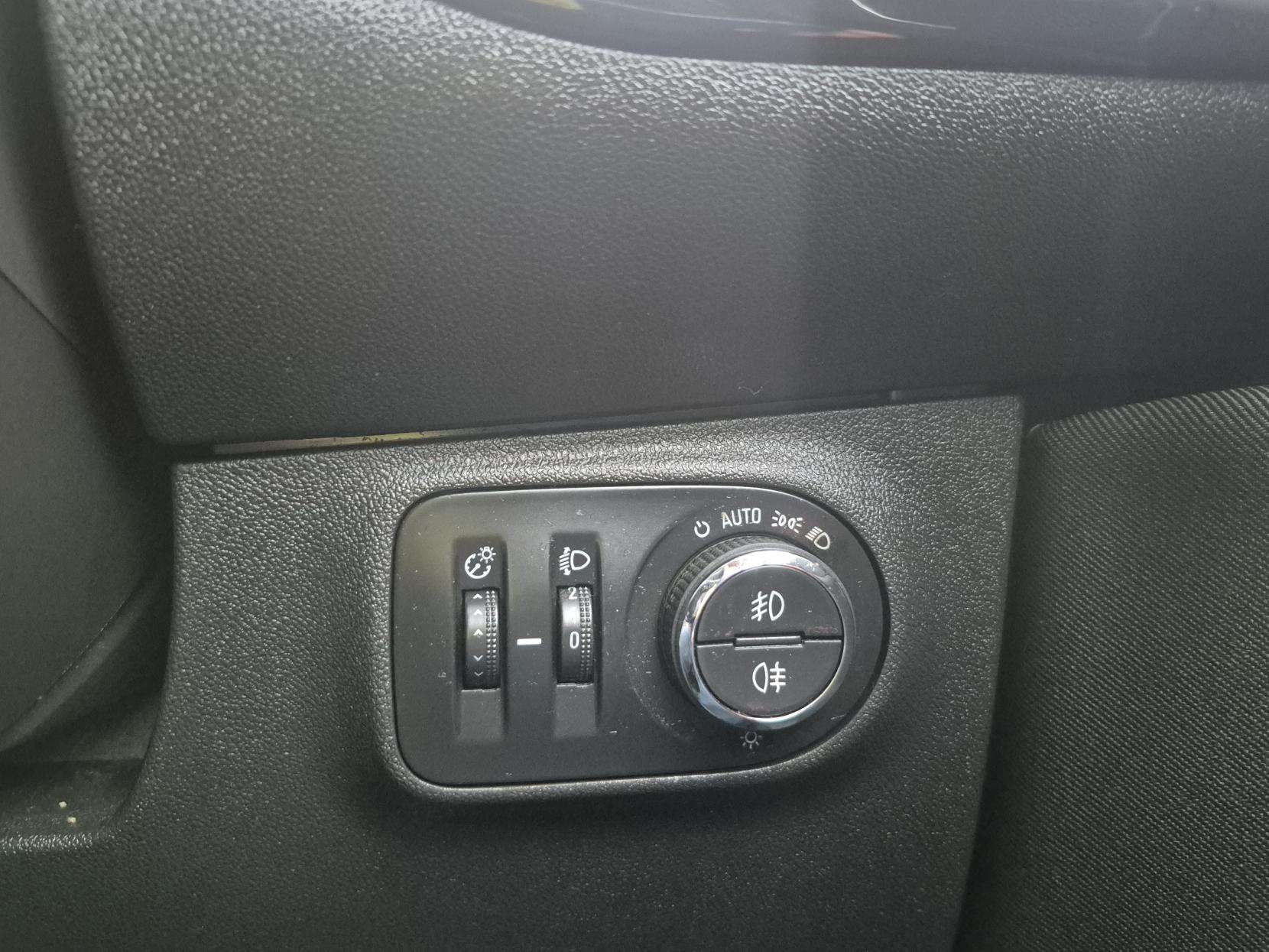 2018 VAUXHALL CORSA 2018 VAUXHALL CORSA