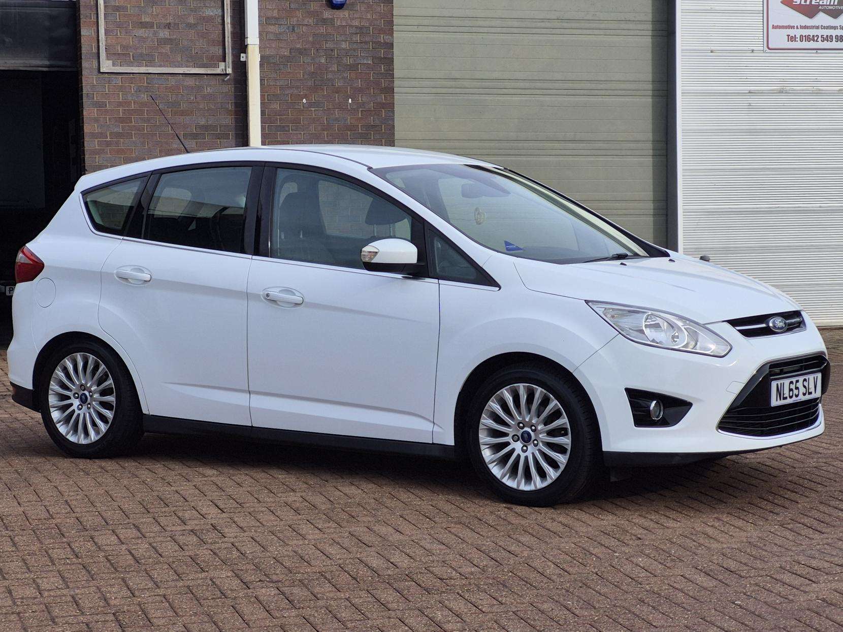 A 2015 FORD C-MAX 1.6 TDCi Titanium MPV 5dr Diesel Manual Euro 5 (115 ps) A 2015 FORD C-MAX 1.6 TDCi Titanium MPV 5dr Diesel Manual Euro 5 (115 ps)