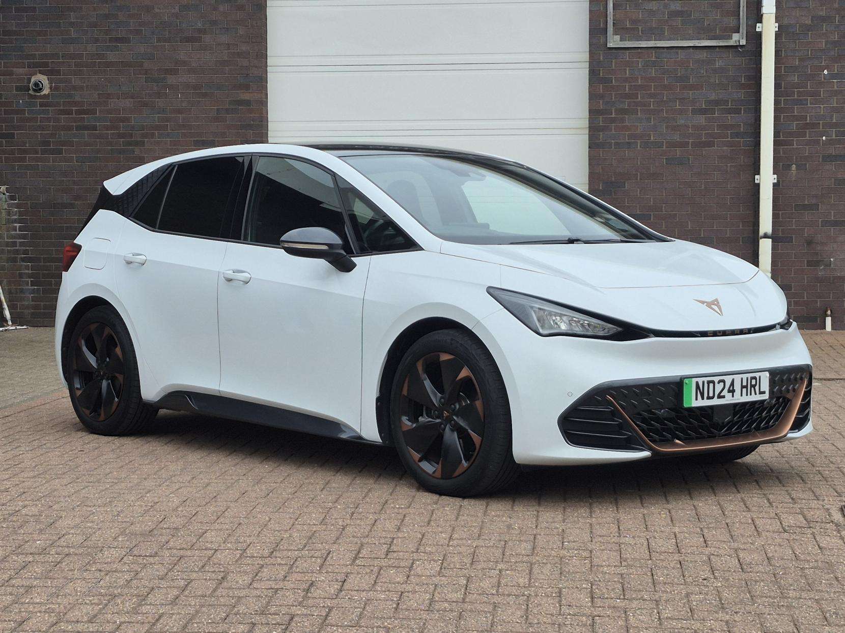 A 2024 CUPRA BORN e-Boost 58kWh V2 Hatchback 5dr Electric Auto (230 ps) A 2024 CUPRA BORN e-Boost 58kWh V2 Hatchback 5dr Electric Auto (230 ps)