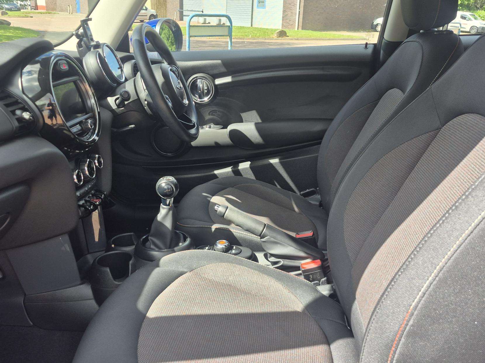 2018 MINI HATCH 2018 MINI HATCH