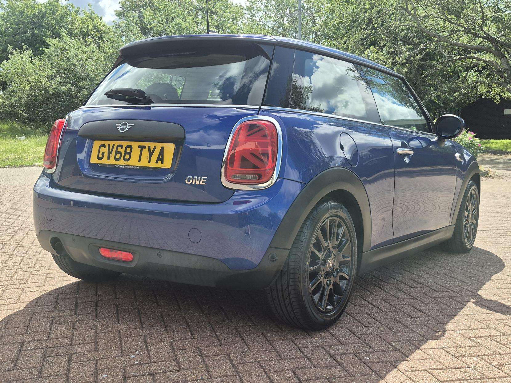 2018 MINI HATCH 2018 MINI HATCH