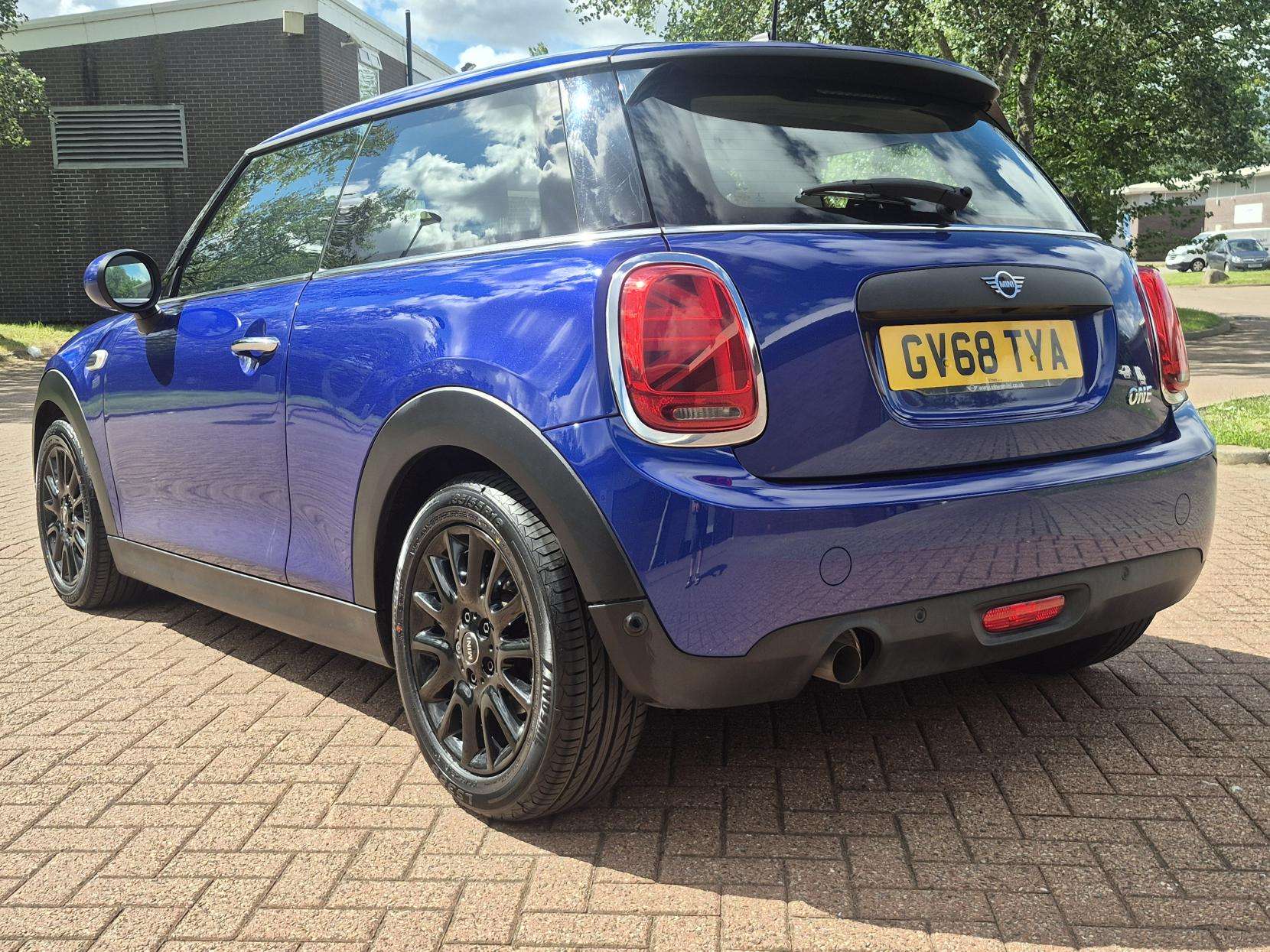 2018 MINI HATCH 2018 MINI HATCH