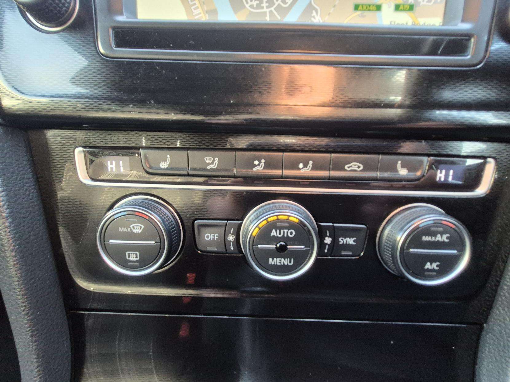 2016 VOLKSWAGEN GOLF 2016 VOLKSWAGEN GOLF