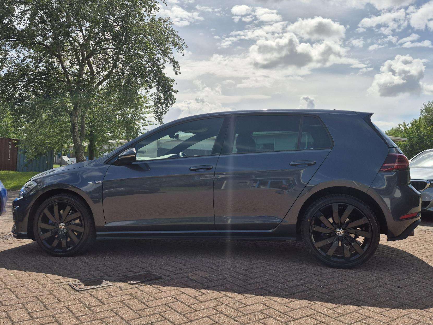 2018 VOLKSWAGEN GOLF 2018 VOLKSWAGEN GOLF