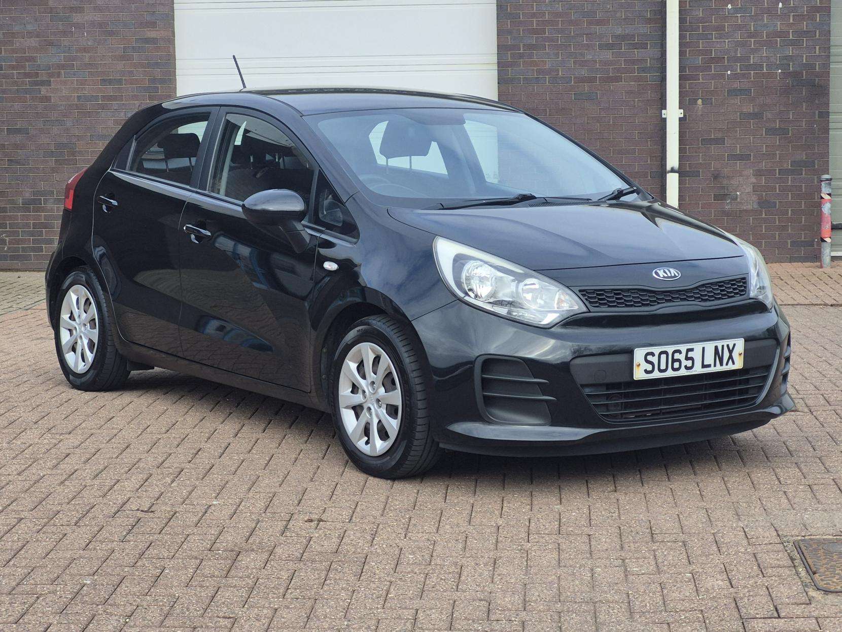 A 2015 KIA RIO 1.25 1 Hatchback 5dr Petrol Manual Euro 6 (84 bhp) A 2015 KIA RIO 1.25 1 Hatchback 5dr Petrol Manual Euro 6 (84 bhp)