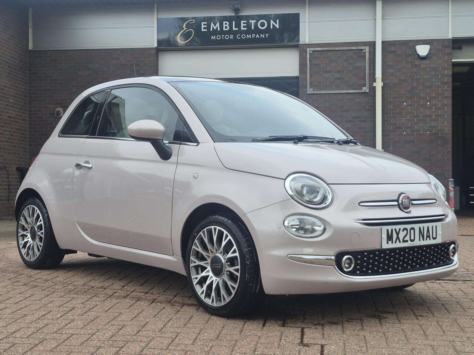 A 2020 FIAT 500 1.0 MHEV Star Hatchback 3dr Petrol Manual Euro 6 (s/s) (70 bhp) A 2020 FIAT 500 1.0 MHEV Star Hatchback 3dr Petrol Manual Euro 6 (s/s) (70 bhp)