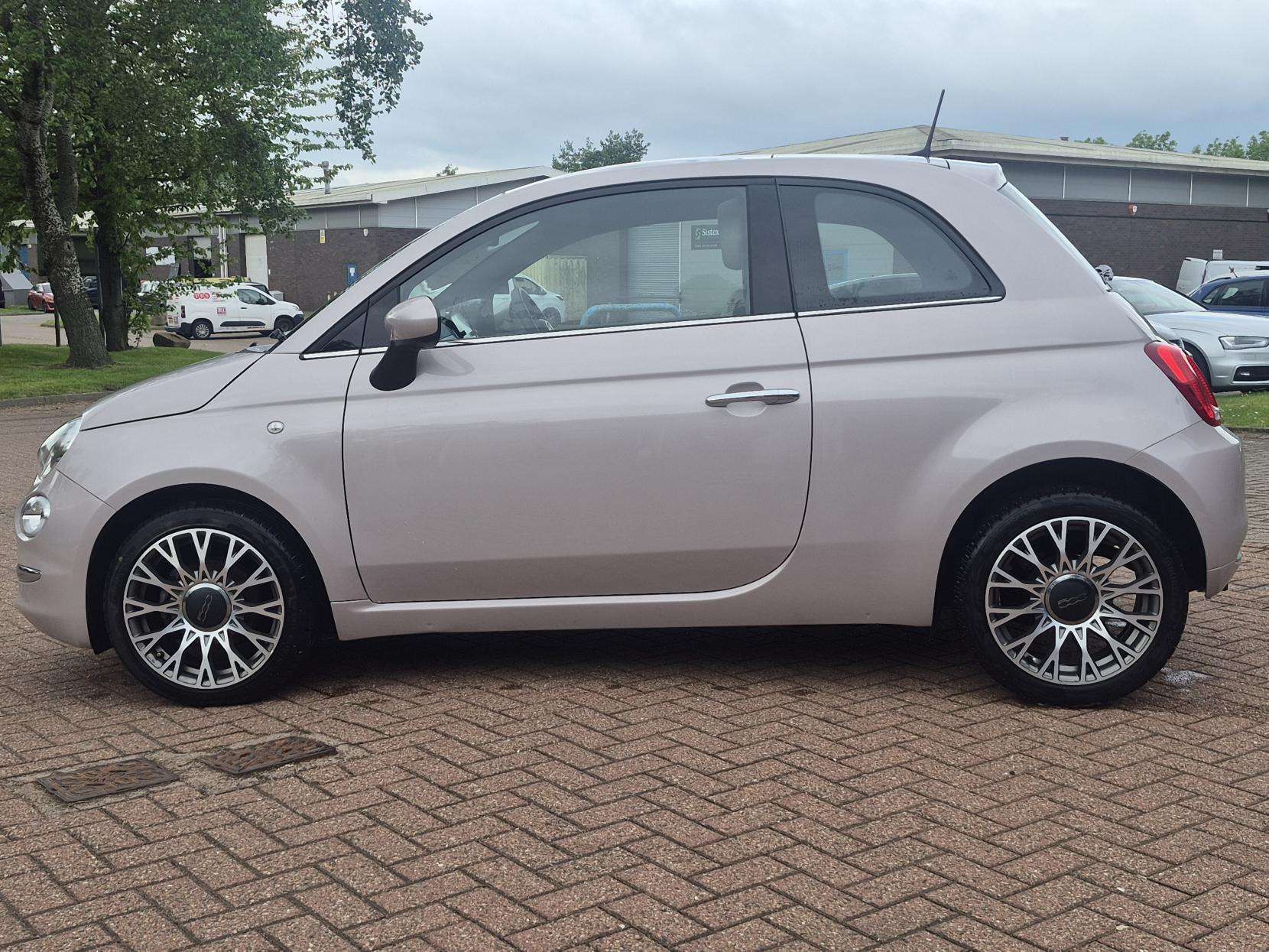2020 FIAT 500 2020 FIAT 500