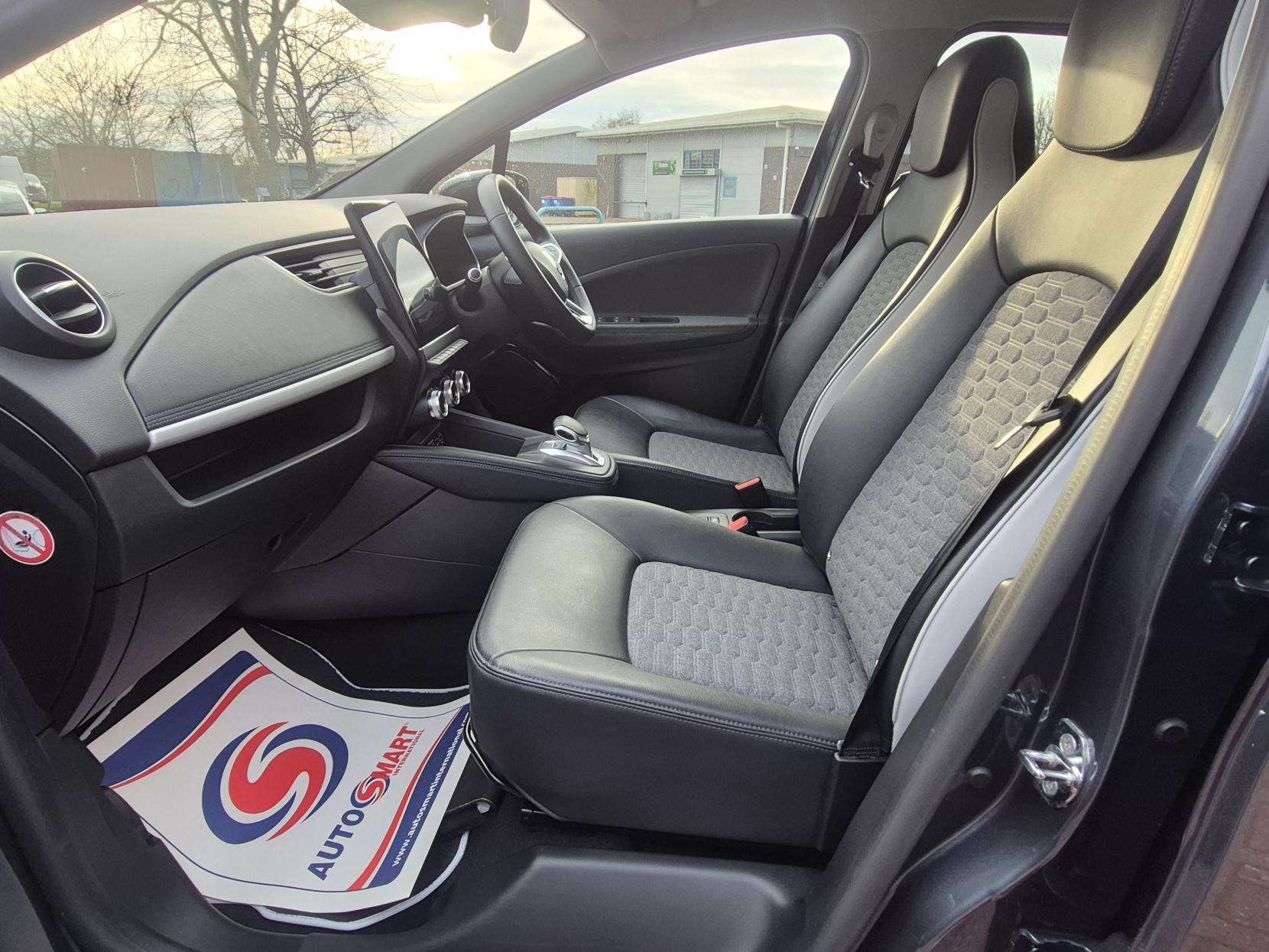 2021 RENAULT ZOE 2021 RENAULT ZOE