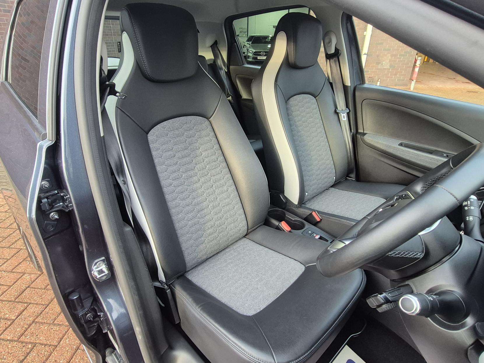 2021 RENAULT ZOE 2021 RENAULT ZOE