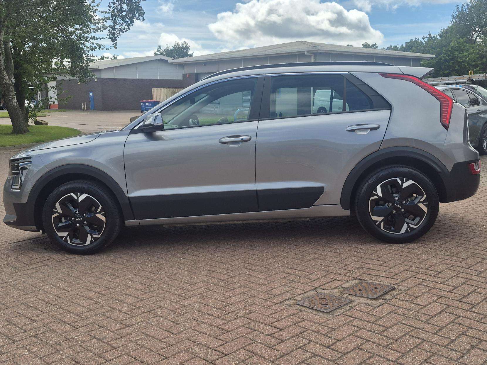 2023 KIA NIRO 2023 KIA NIRO