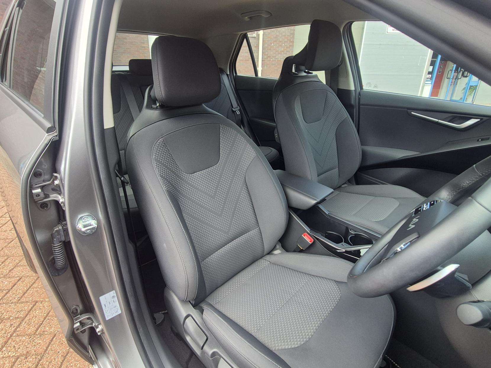 2023 KIA NIRO 2023 KIA NIRO