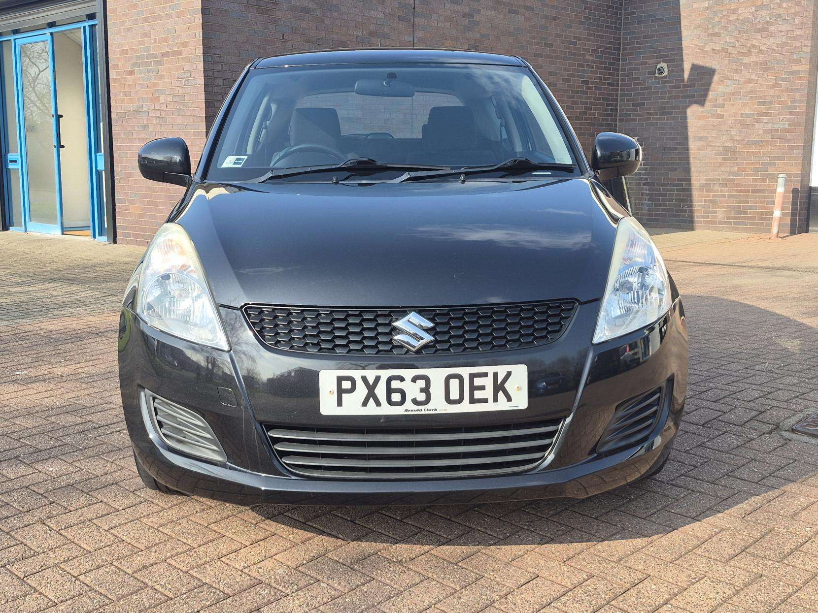 2013 SUZUKI SWIFT 2013 SUZUKI SWIFT