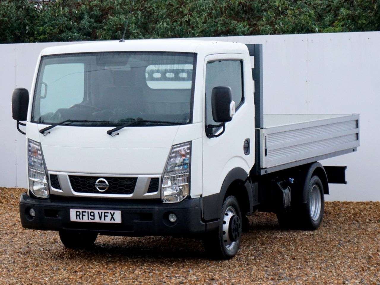 2019 NISSAN NT400 CABSTAR 2019 NISSAN NT400 CABSTAR
