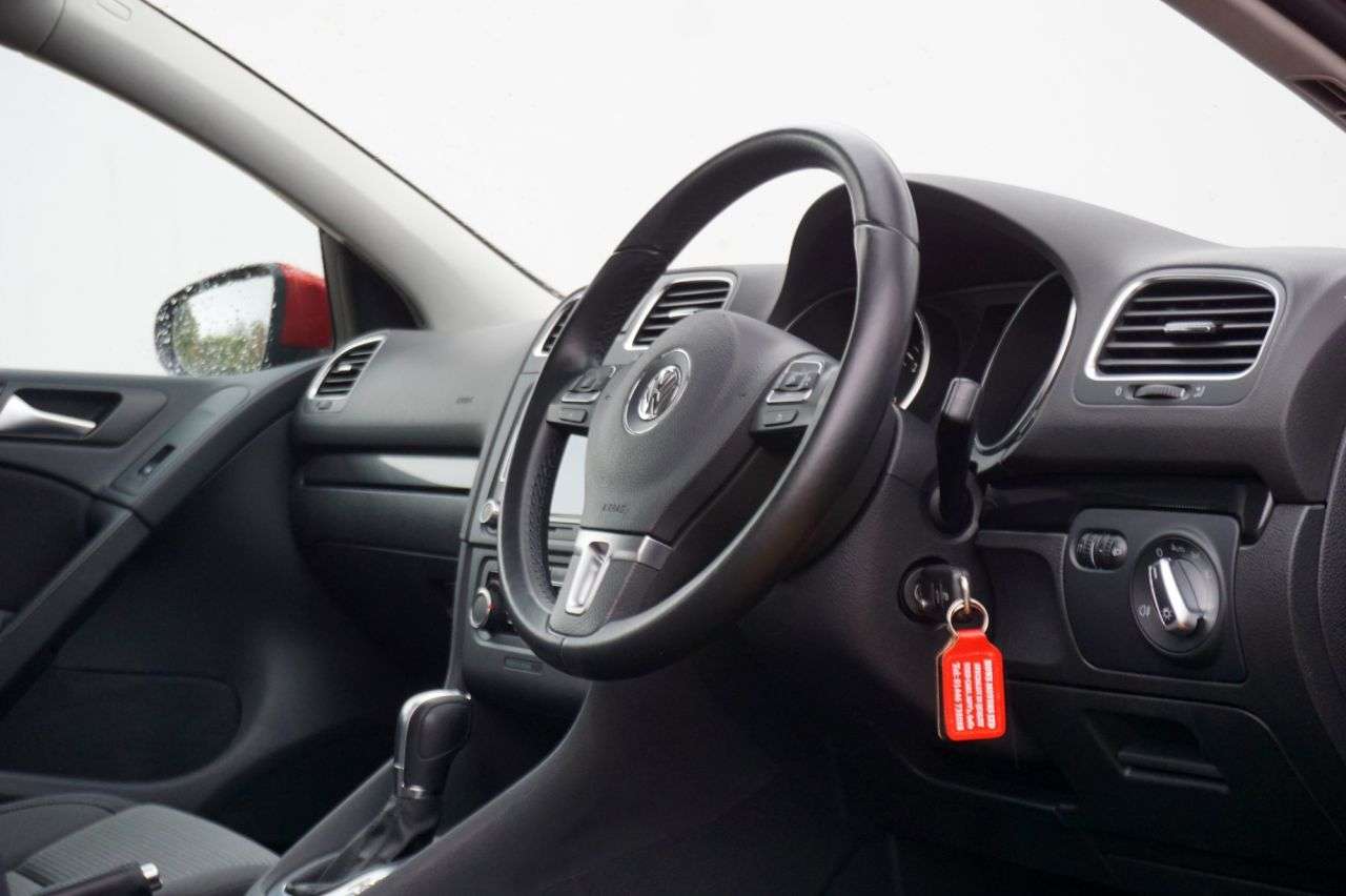 2011 VOLKSWAGEN GOLF 2011 VOLKSWAGEN GOLF